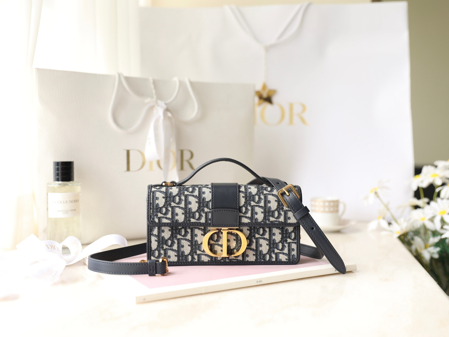[TOP] Christian Dior 30 Montaigne Bag Oblique 20*10*4cm - Navy Blue