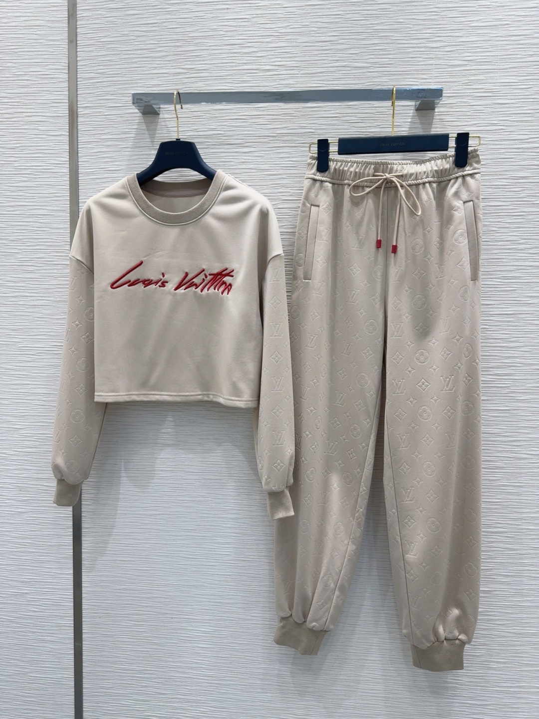 [TOP] Louis Vuitton LV Suit - Beige