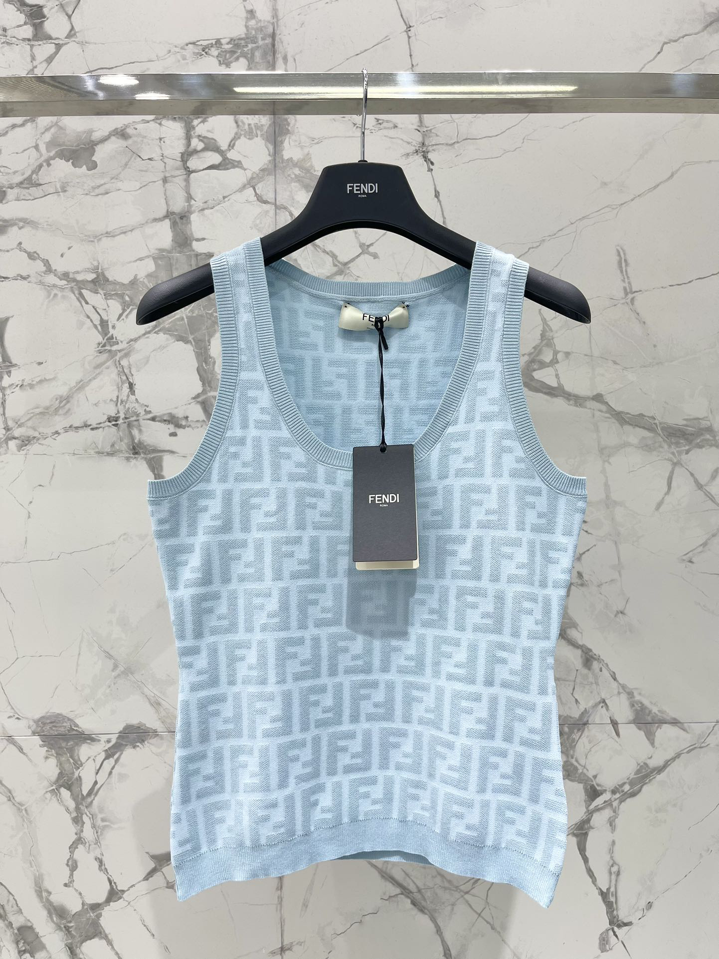 [TOP] FENDI Knit Vest - Blue - 711 Luxury