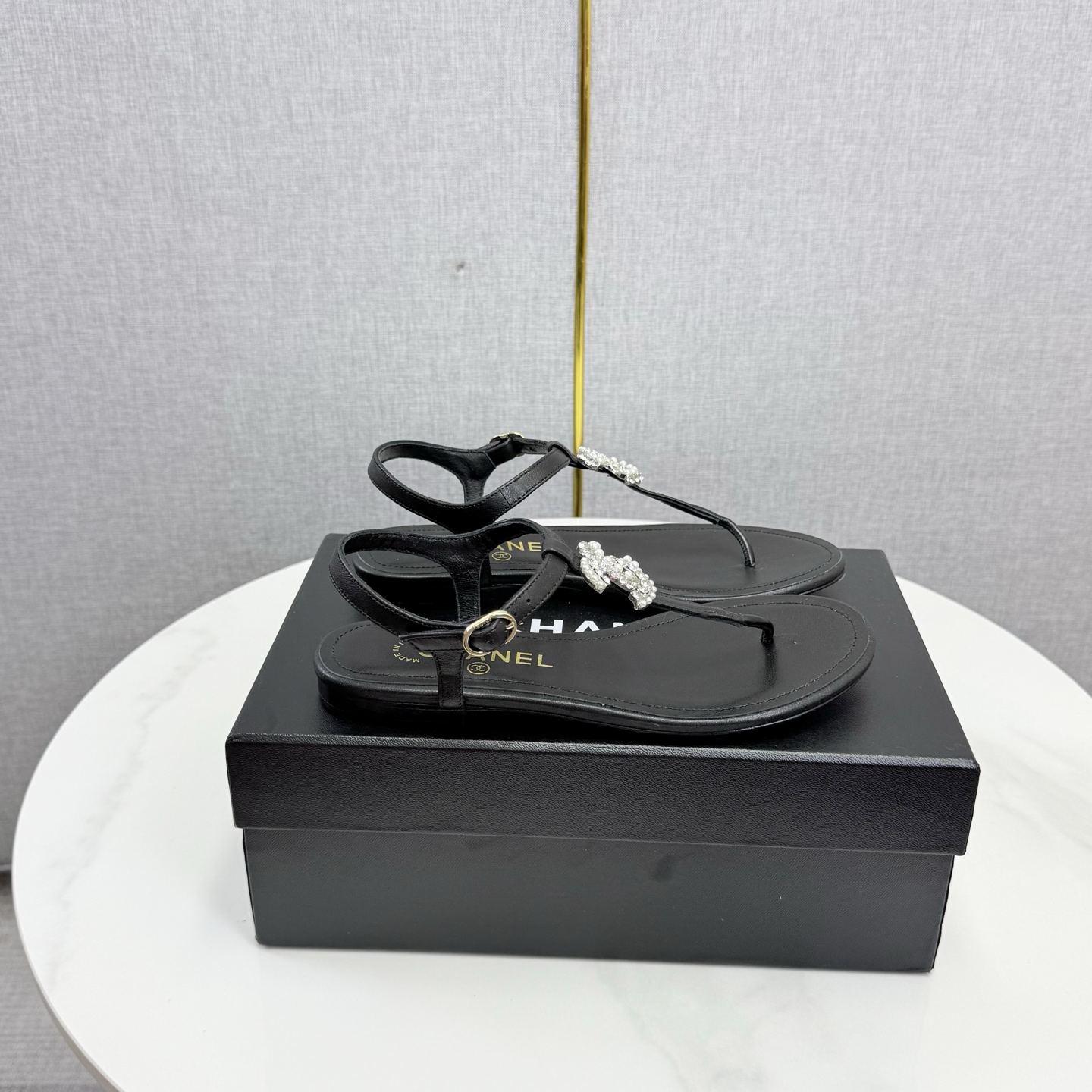 [TOP] CHANEL Sandals - Black - 711 Luxury