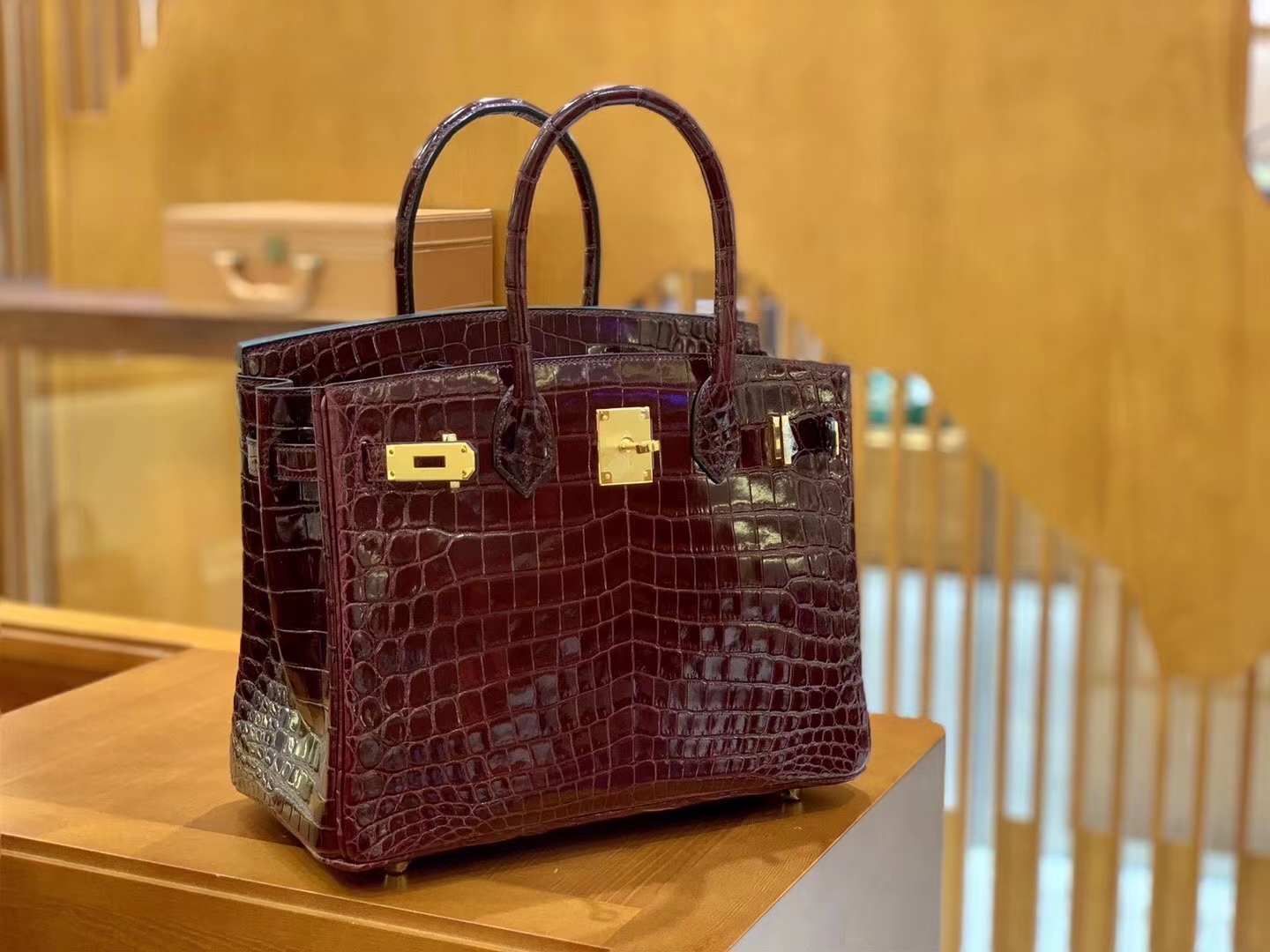 Hermes Birkin 25-30cm Bordeaux wine red Nilius crocodile skin Gold buckle Original honey wax thread Top quality hand sewing In stock
