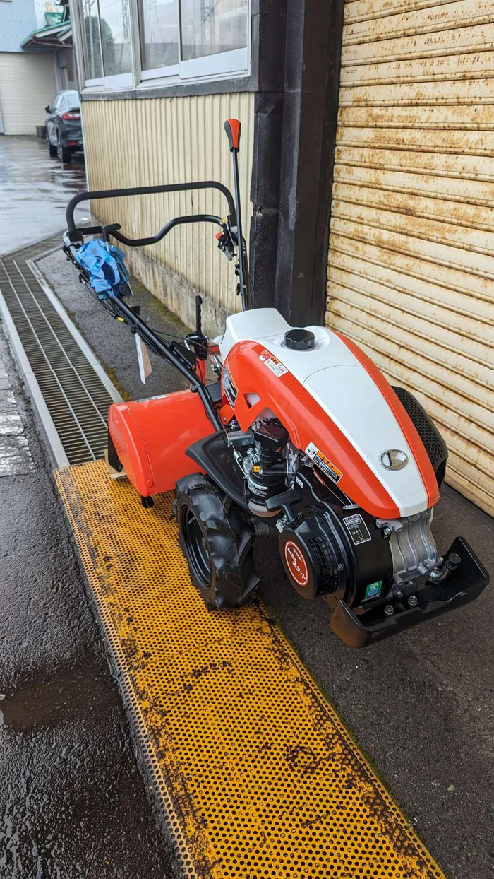 Kubota Cultivator Rear Rotary Type 6.3HP TRS6000