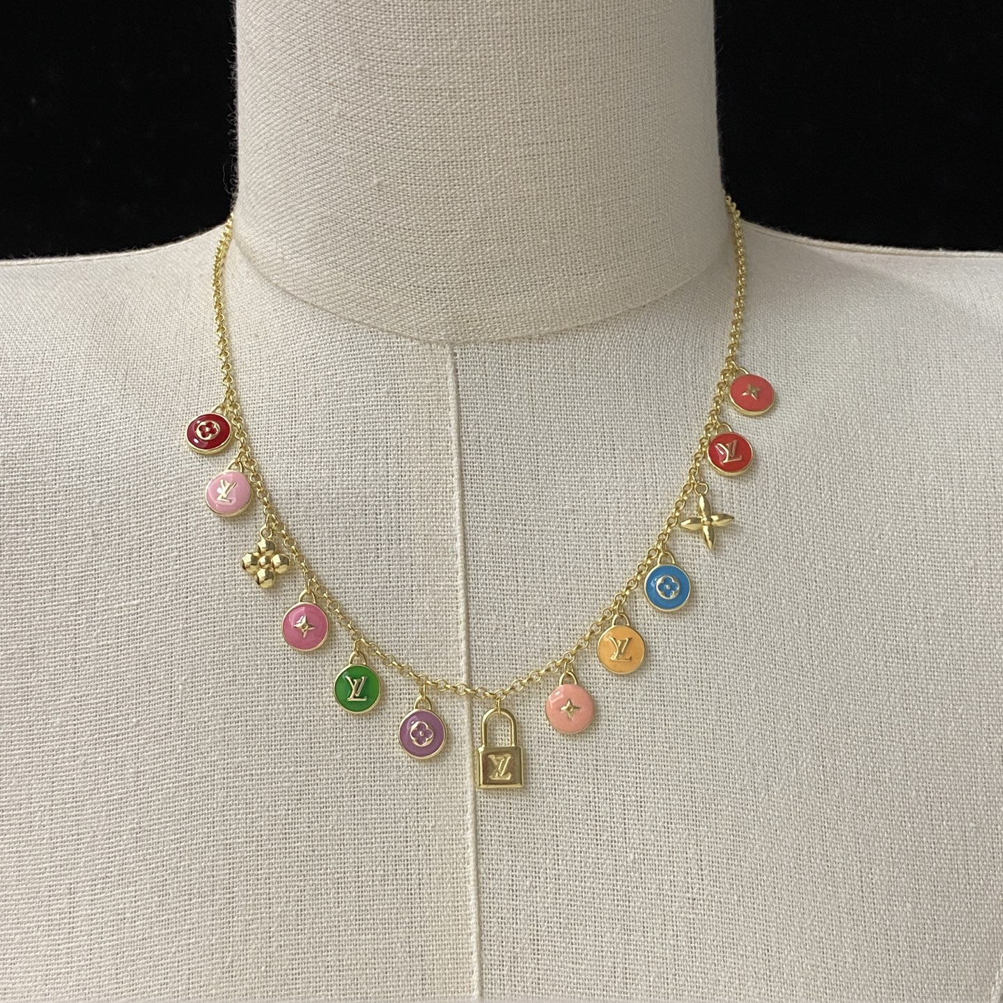 [TOP] Louis Vuitton LV Necklace - Gold - 711 Luxury