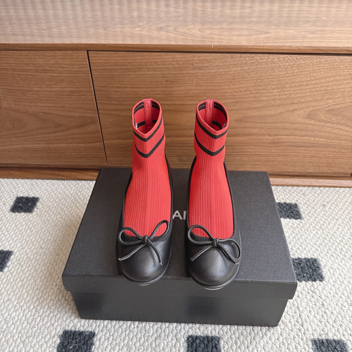 [TOP] CHANEL Knitted & Lambskin Boots - Red - 711 Luxury