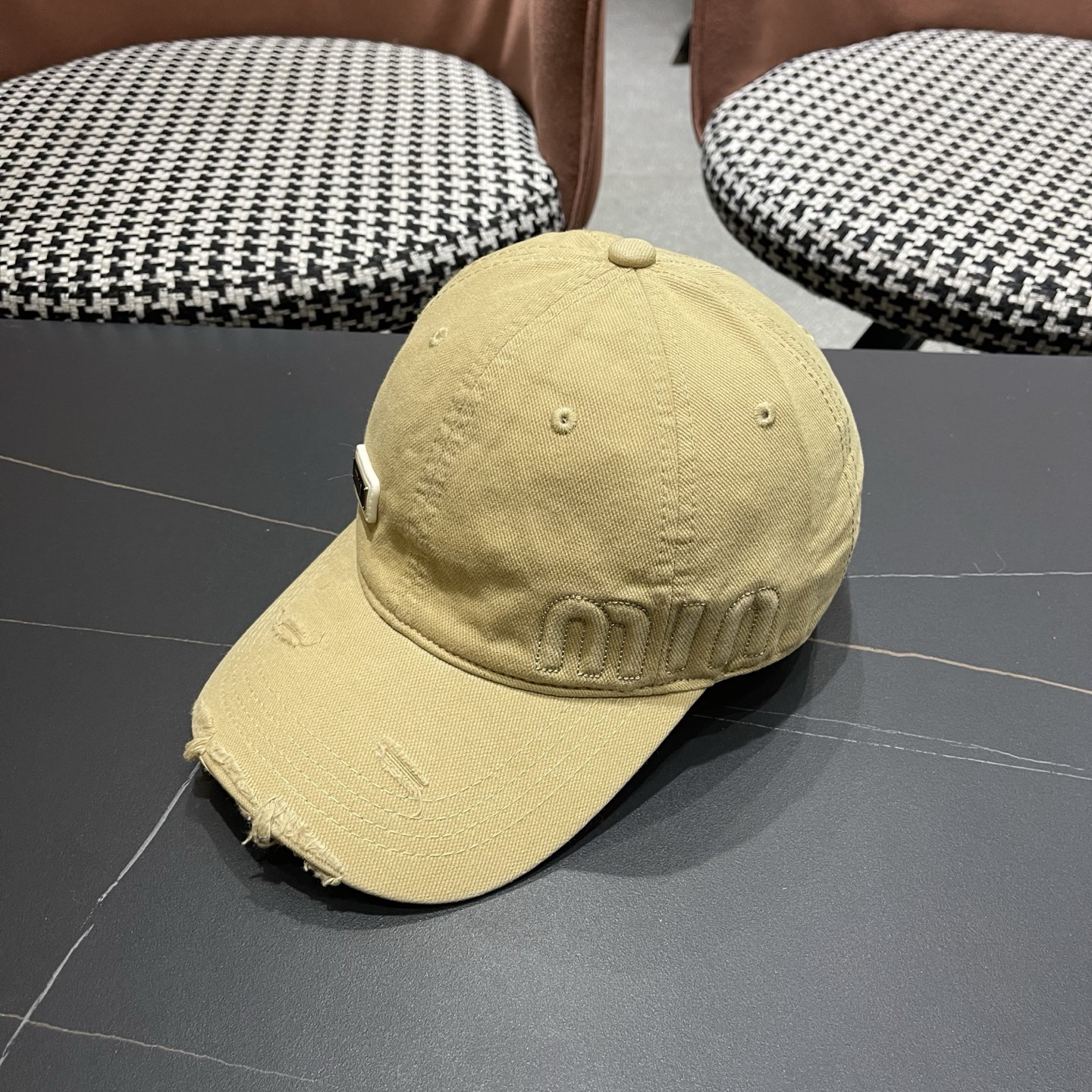 [TOP] Miu Miu Hat - Khaki - 711 Luxury