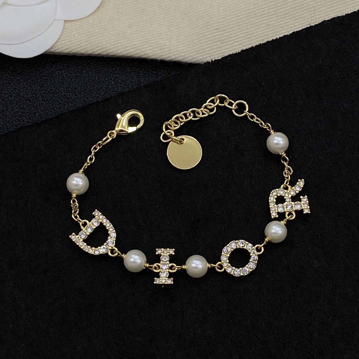[TOP] Christian Dior Bracelet - Gold - 711 Luxury