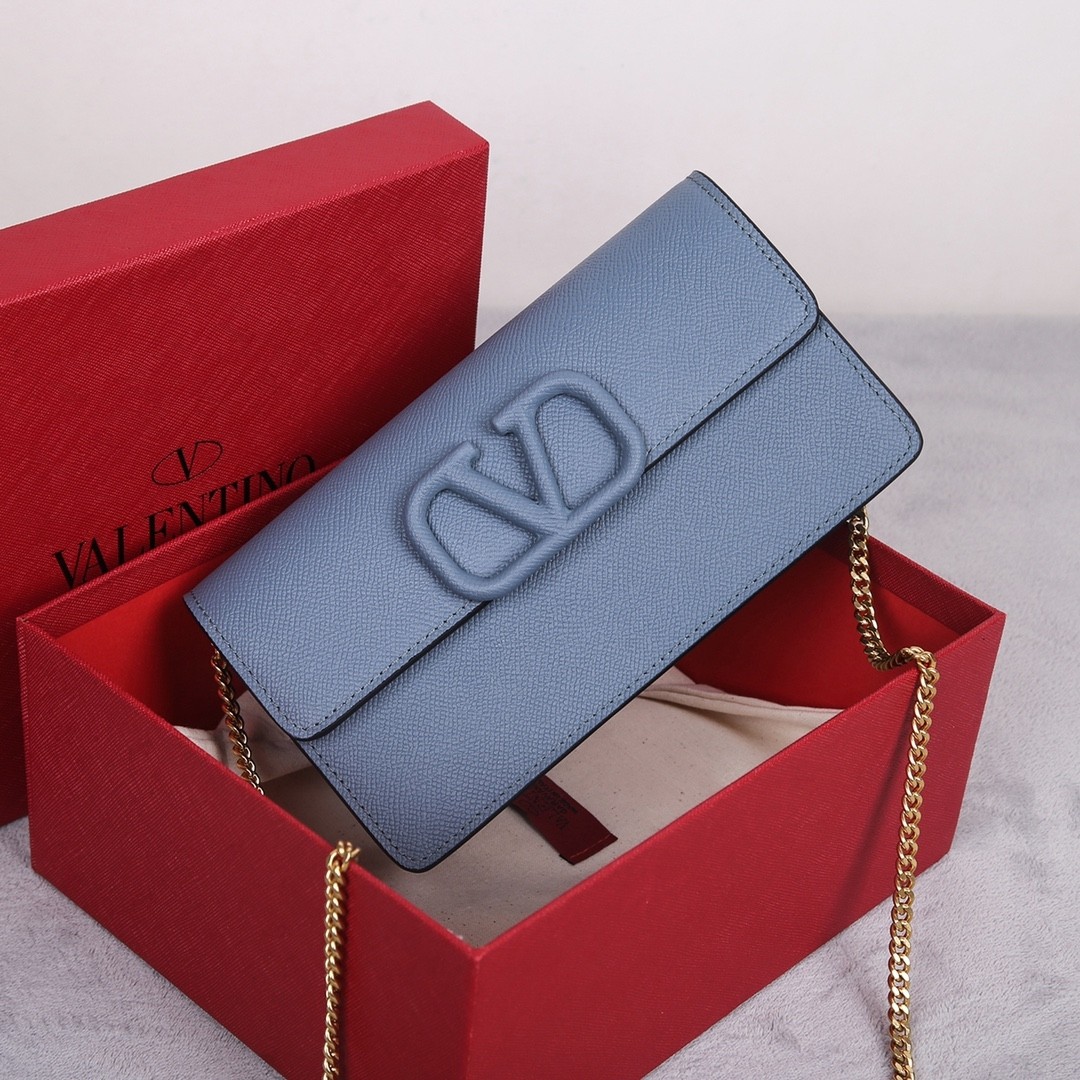 [TOP] VALENTINO Garavani VLogo Signature Bag 20 x 10.5 x 4 cm - Blue - 711 Luxury