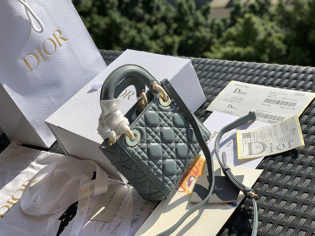 [TOP] Christian Dior Lady Dior Bag Lambskin 17x15x7cm - Blue