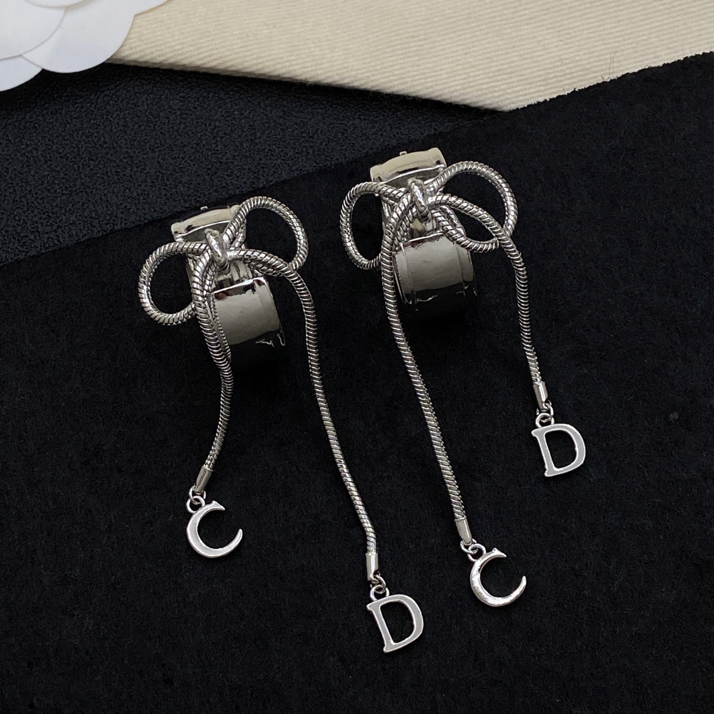 [TOP] Christian Dior Earrings - 2 Color - 711 Luxury