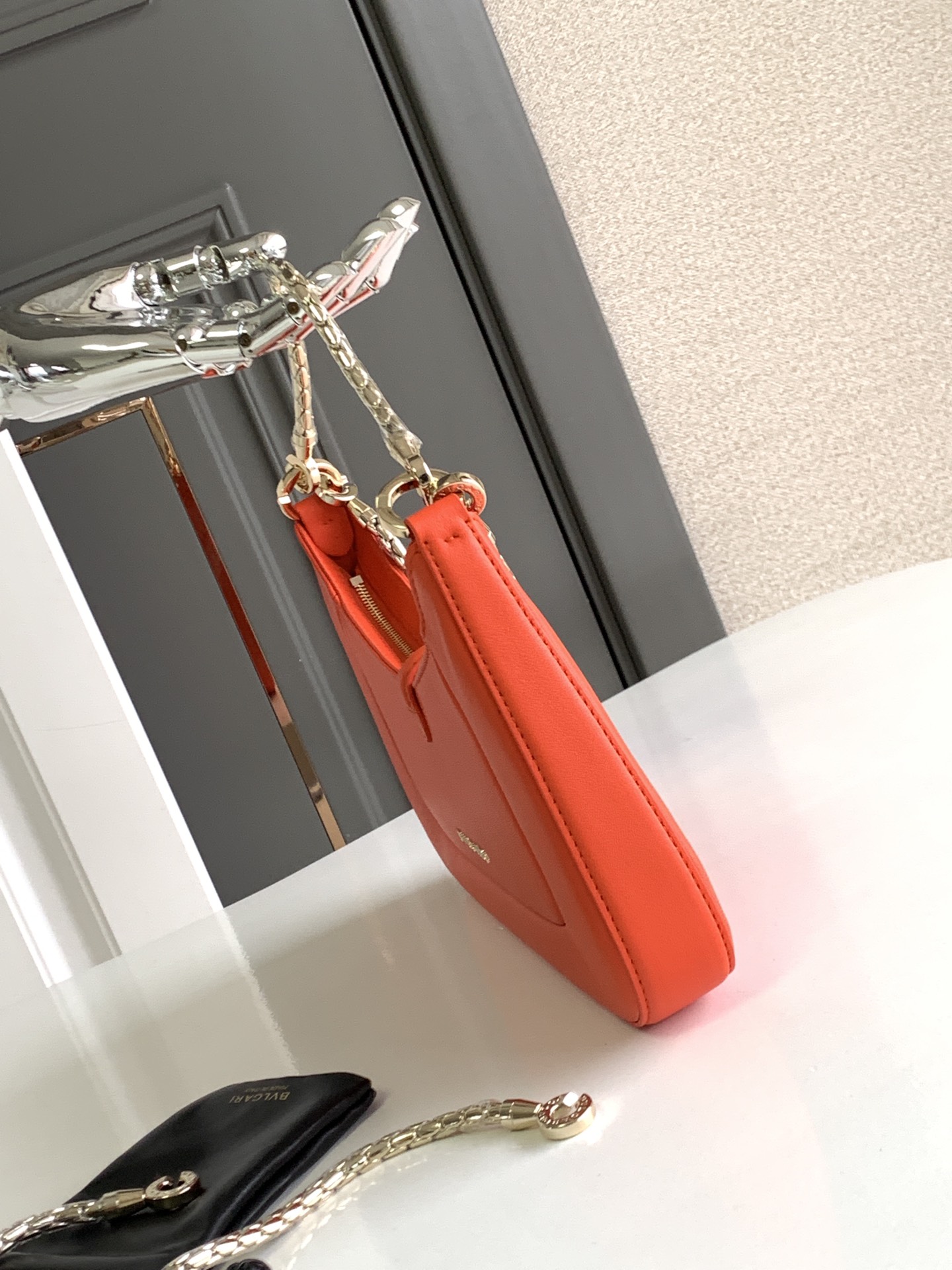 [TOP] BVLGARI Serpenti Baia Shoulder Bag Calfskin 27.5x18x4.5cm - Orange - 711 Luxury