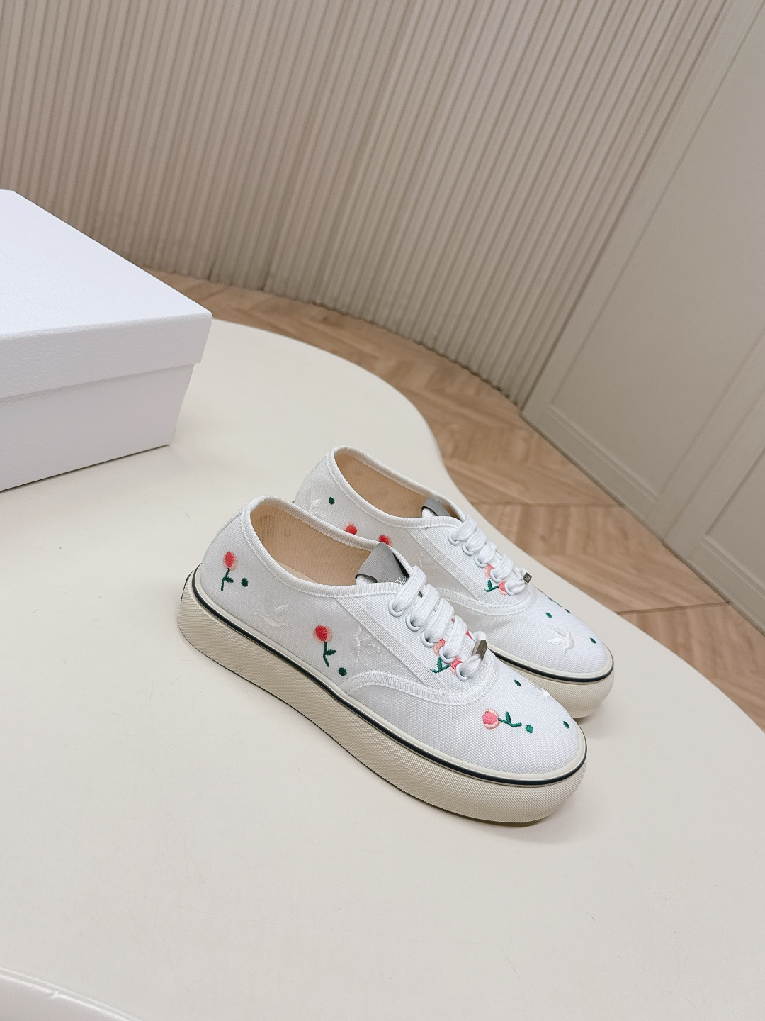 [TOP] Christian Dior Casual Shoes - White - 711 Luxury