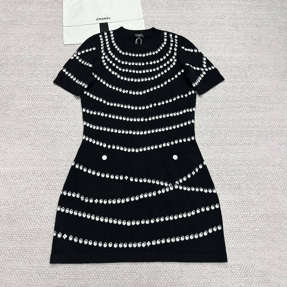 Chanel Top-Quality Version Pearl Chain Cashmere Dress #307525