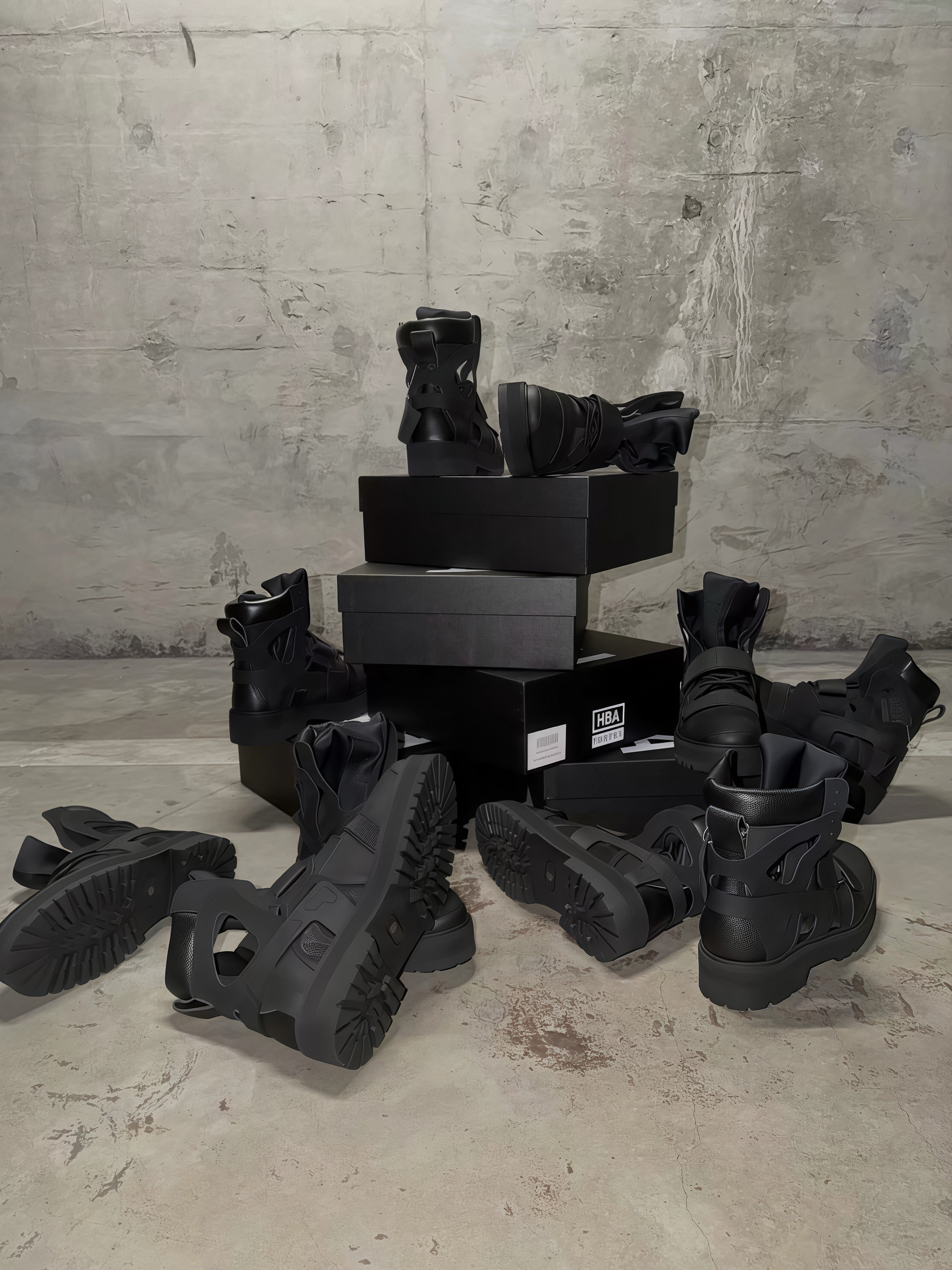 Designer Shoes Hood By AirSS15 Avalanche Boots #390102 View 2 | Nigo Office