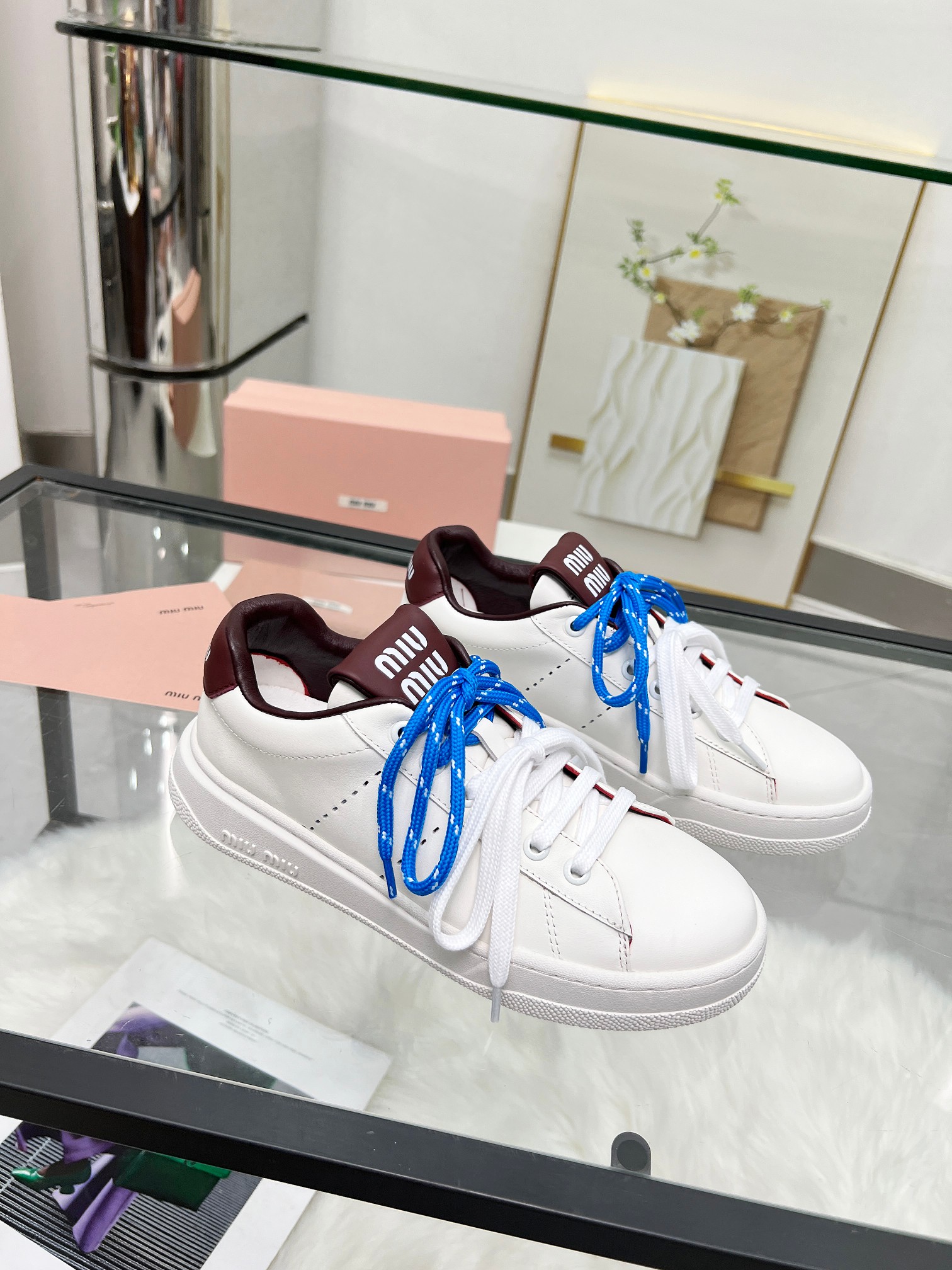 [TOP] Miu Miu Casual Shoes - White and Chocolate - 711 Luxury