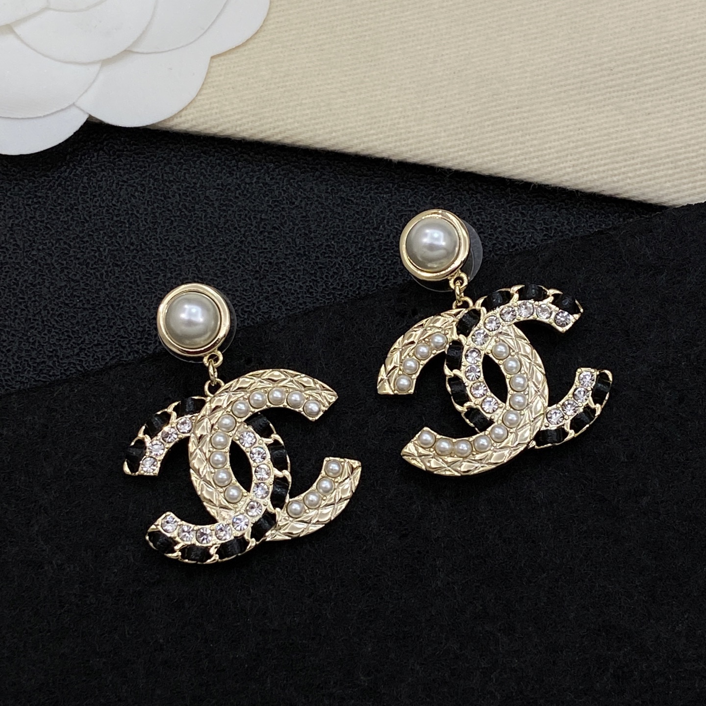 [TOP] CHANEL Earrings - Gold - 711 Luxury