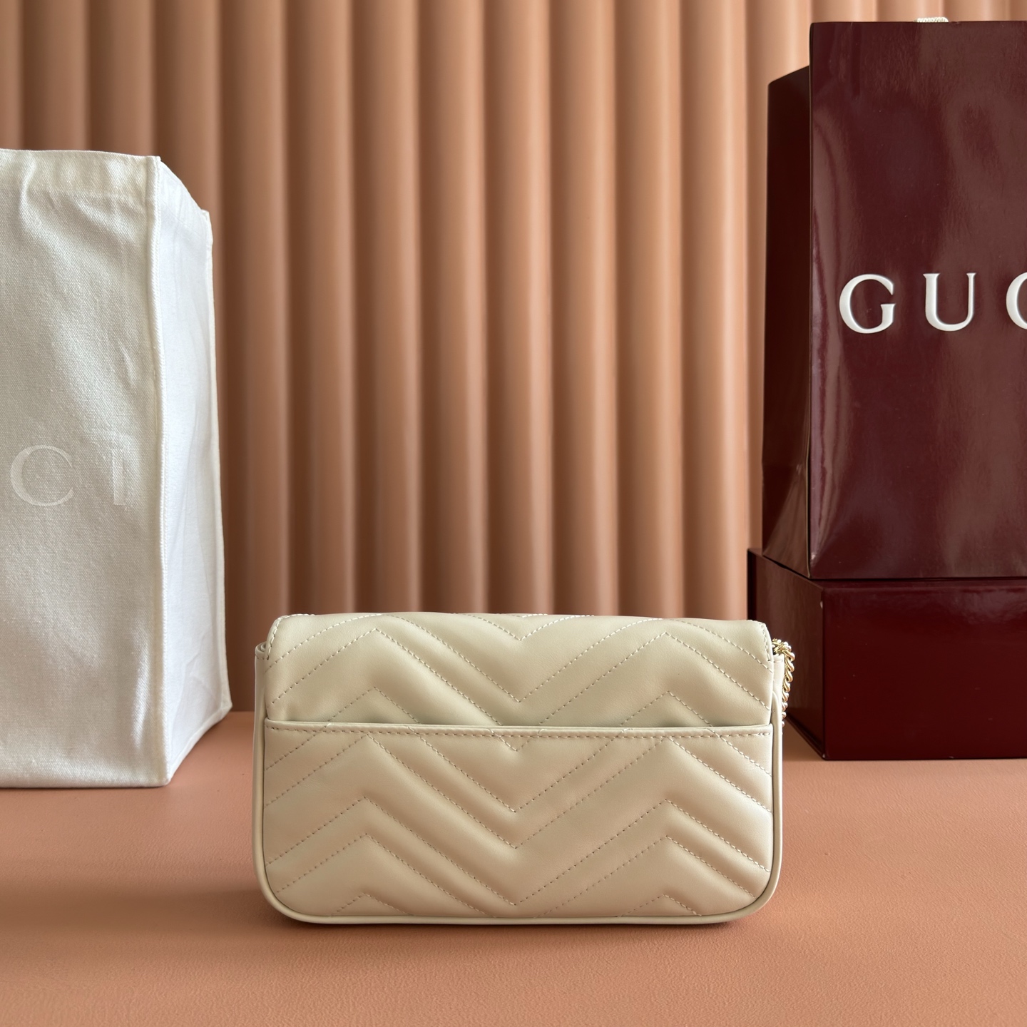 [TOP] GUCCI Marmont Mini Bag with Chain 21x12x5cm - White & GHW