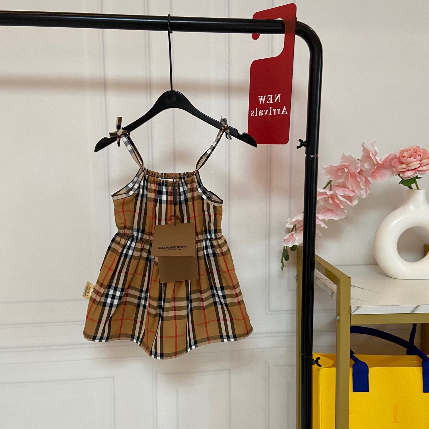 Burberry Baby Girls Vintage Check Bow Strap Sleeveless Sundress Infant Plaid Elastic Waist Princess Dress Sizes 73-100cm infant