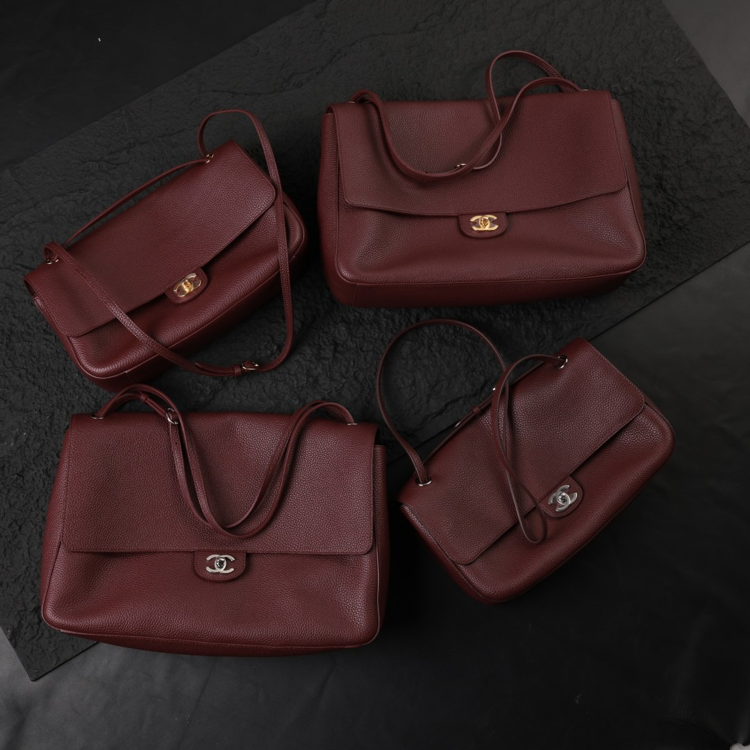 Chanel Bag Chanel Flap Bag #390064 View 2 | Nigo Office