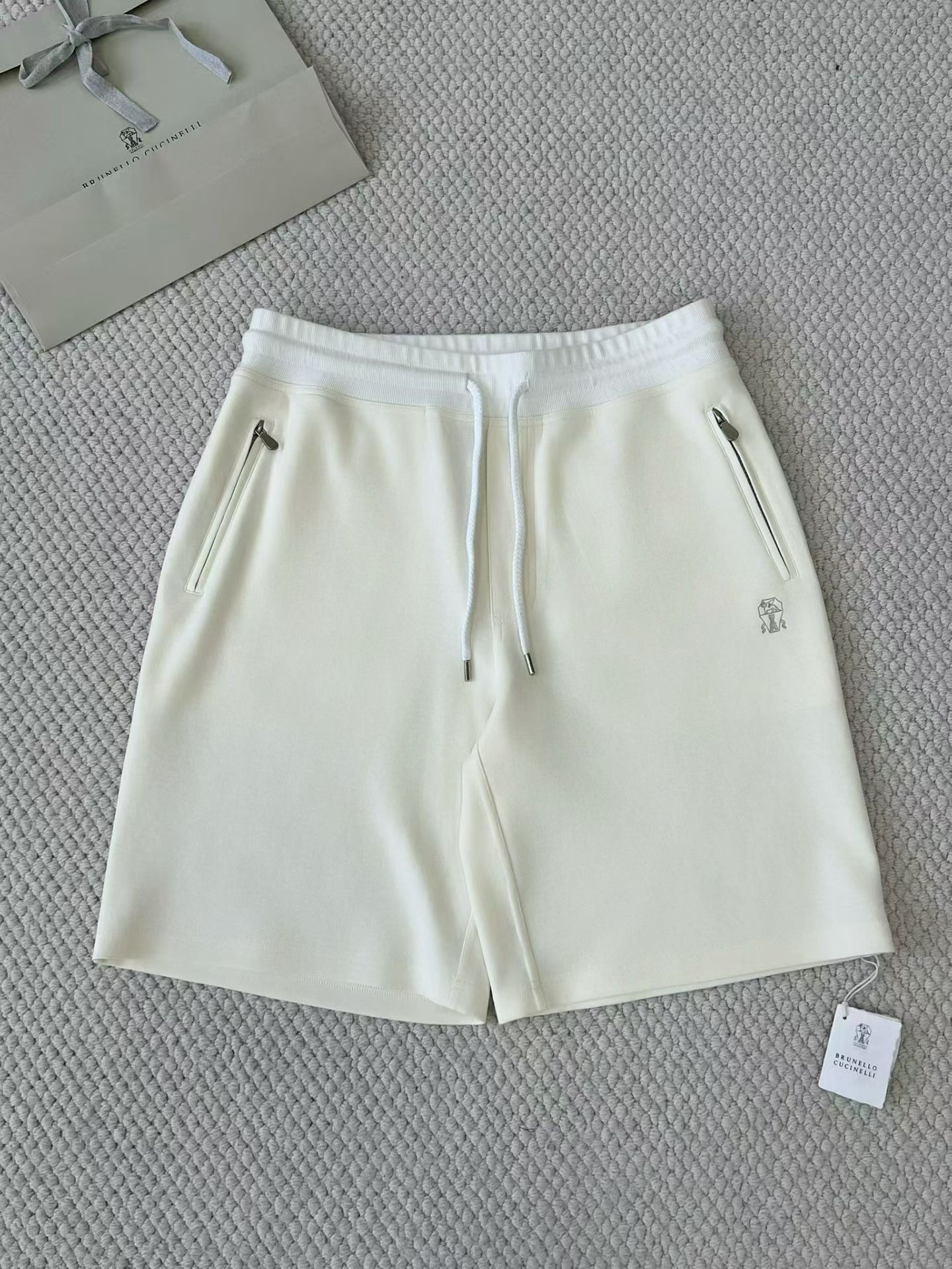 Brunello Cucinelli Men's Drawstring Cotton Shorts#378312