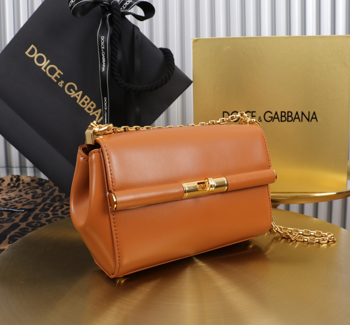 [TOP] Dolce & Gabbana D&G Shoulder Bag 18x10.6x7cm - Brown
