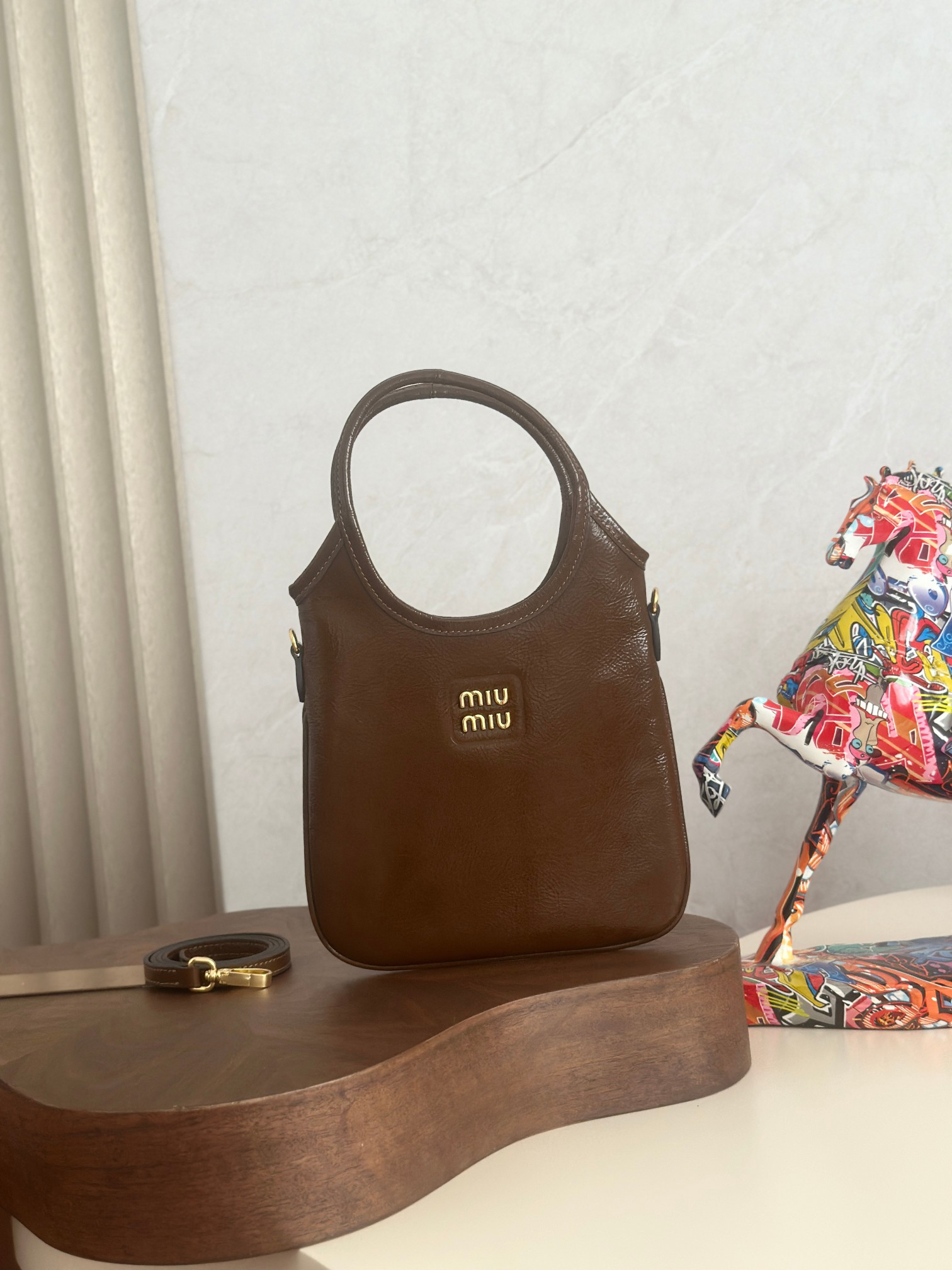 [TOP] Miu Miu Mini Tote Bag Patent Leather 20x24cm - Brown - 711 Luxury