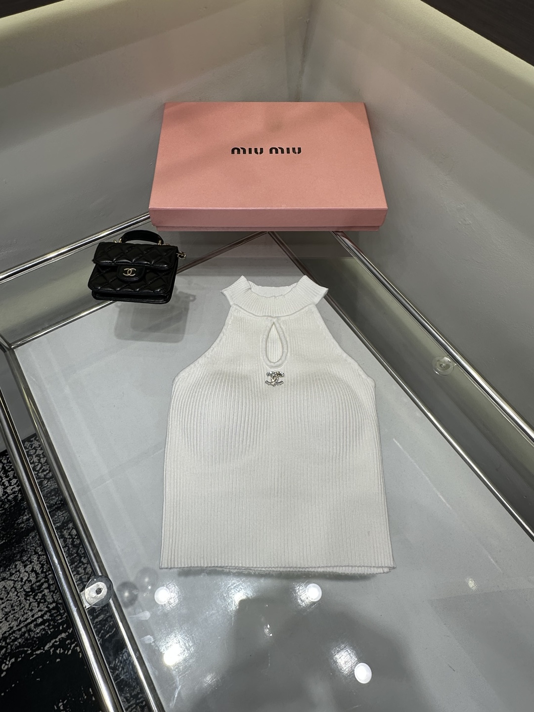 [TOP] CHANEL Knit Vest - 2 Color - 711 Luxury