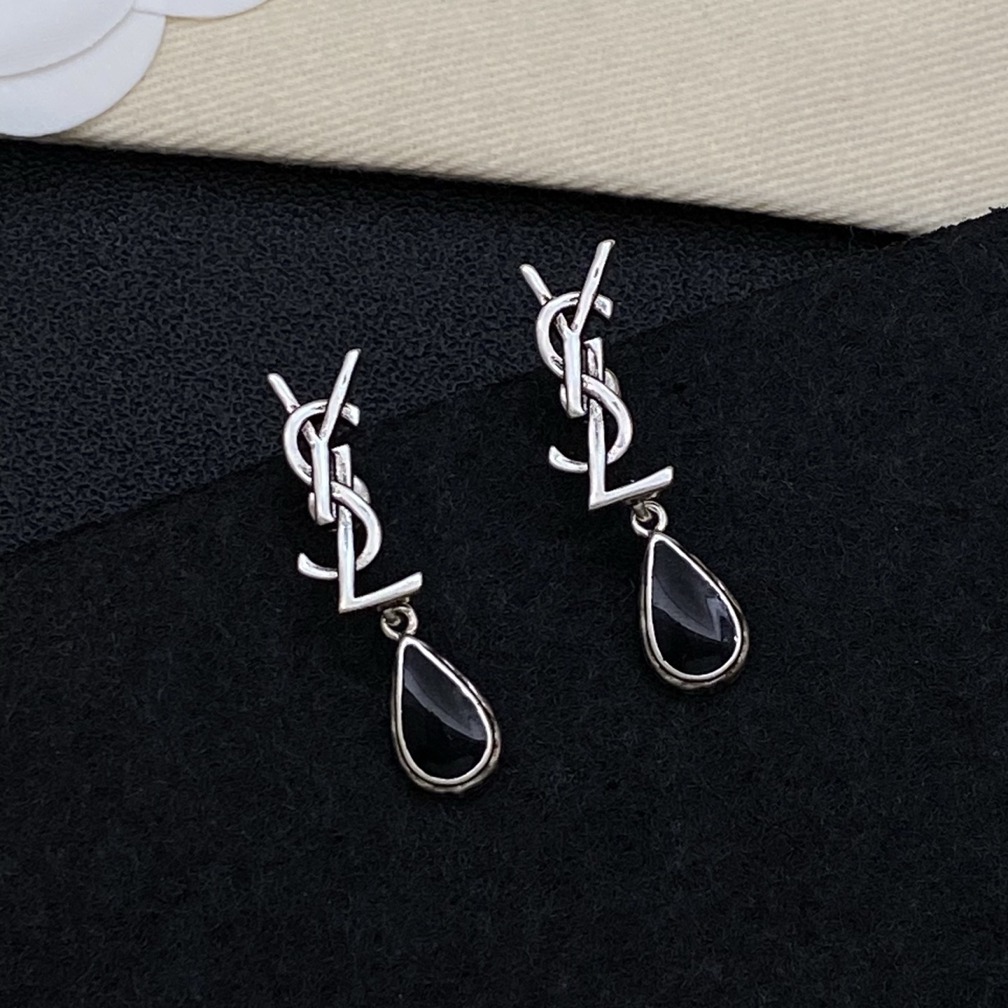[TOP] Yves Saint Laurent YSL Earrings - 2 Color - 711 Luxury