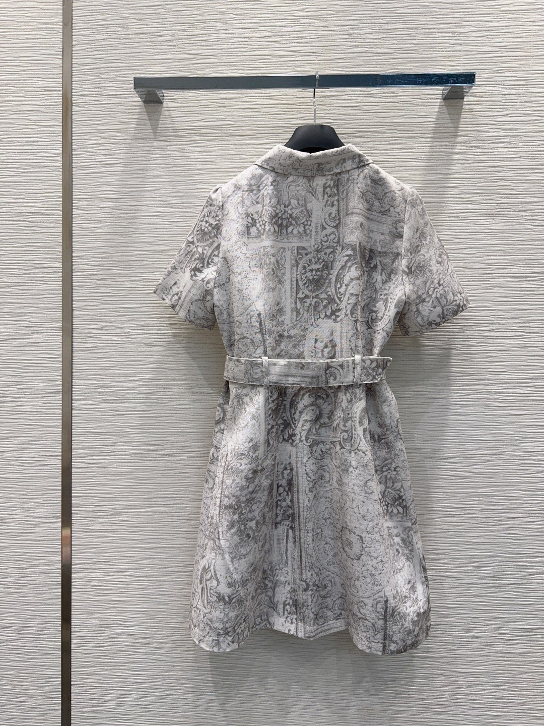 [TOP] Christian Dior Dress - White