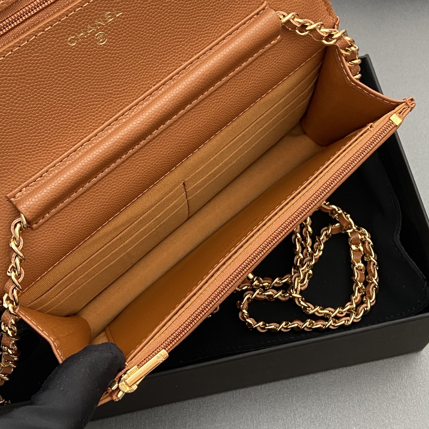 [TOP] CHANEL Woc Bag  20-13-3.5cm - Caramel