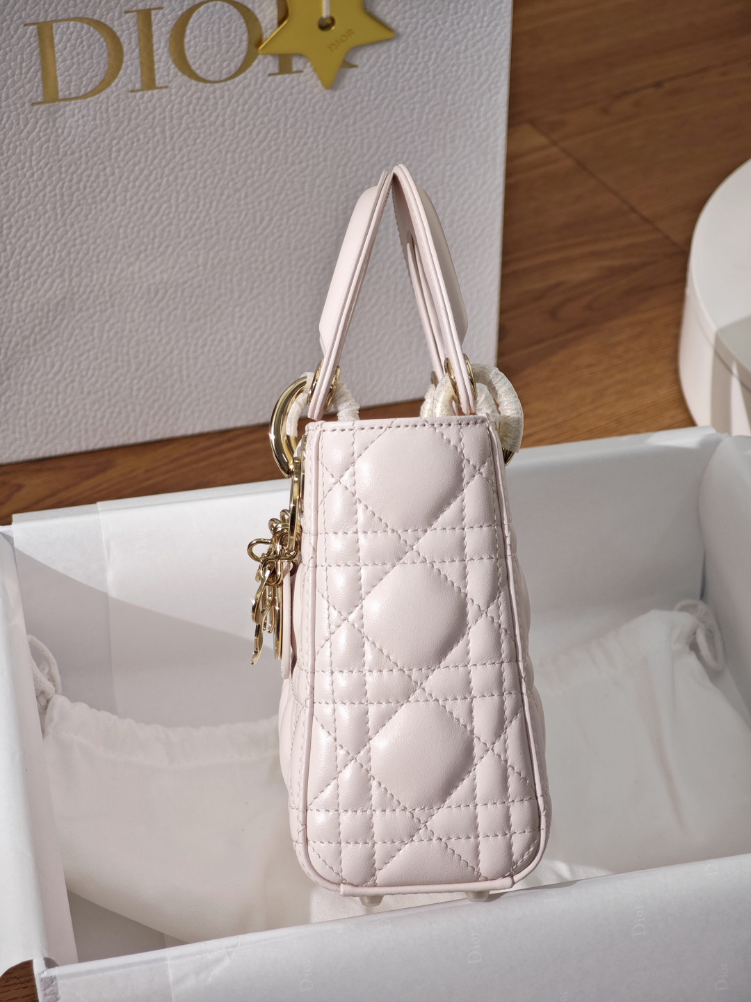 [TOP] Christian Dior Lady Dior Bag Lambskin 17x15x7cm - Pink