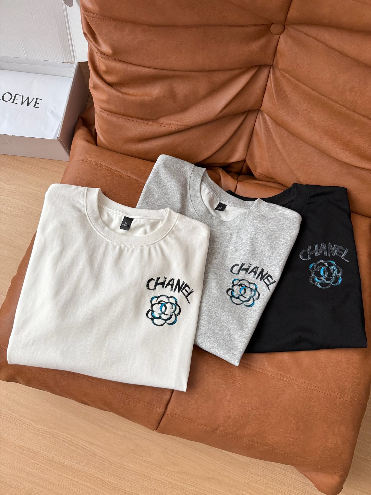 [TOP] CHANEL  T-shirt - 3 Colors