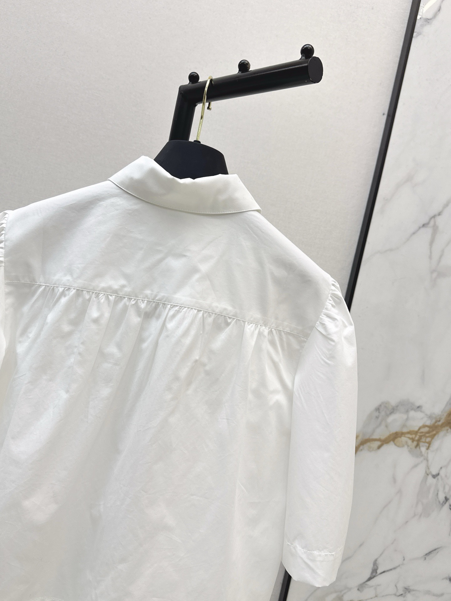[TOP] Louis Vuitton LV  Shirt - White
