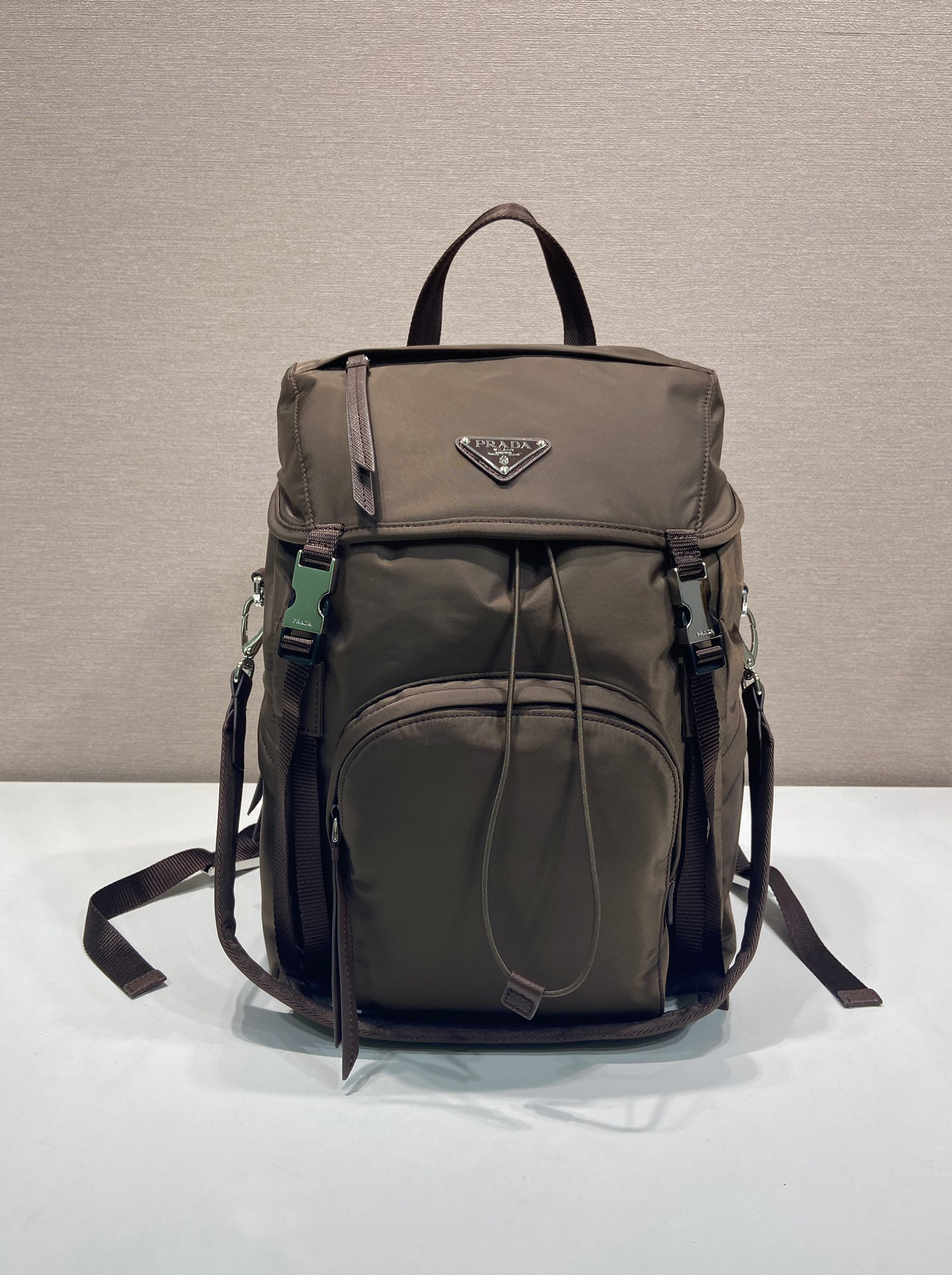 [TOP] PRADA Re-Nylon Backpack 25x34.5x15.5cm - Chocolate - 711 Luxury