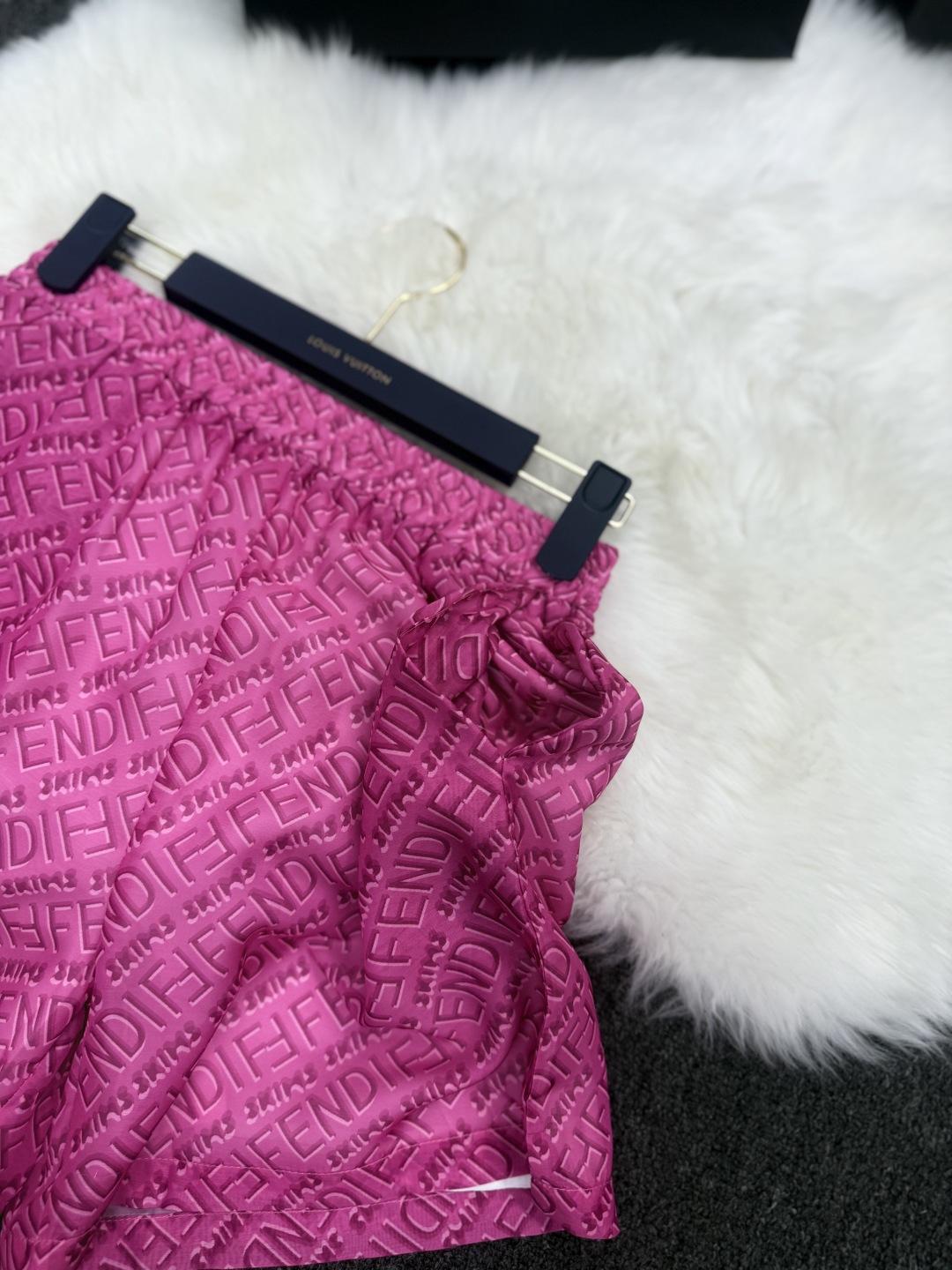 [TOP] FENDI Shirt + Shorts Suit - Pink