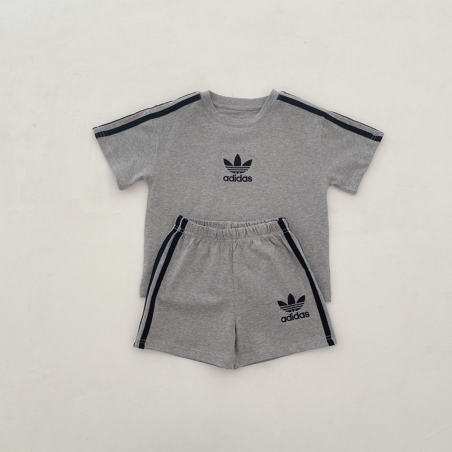 Adidas Kids 2Pcs Tracksuit For Boys Girls Embroidered Trefoil Striped Tee & Shorts 100% Cotton Sizes 80-130