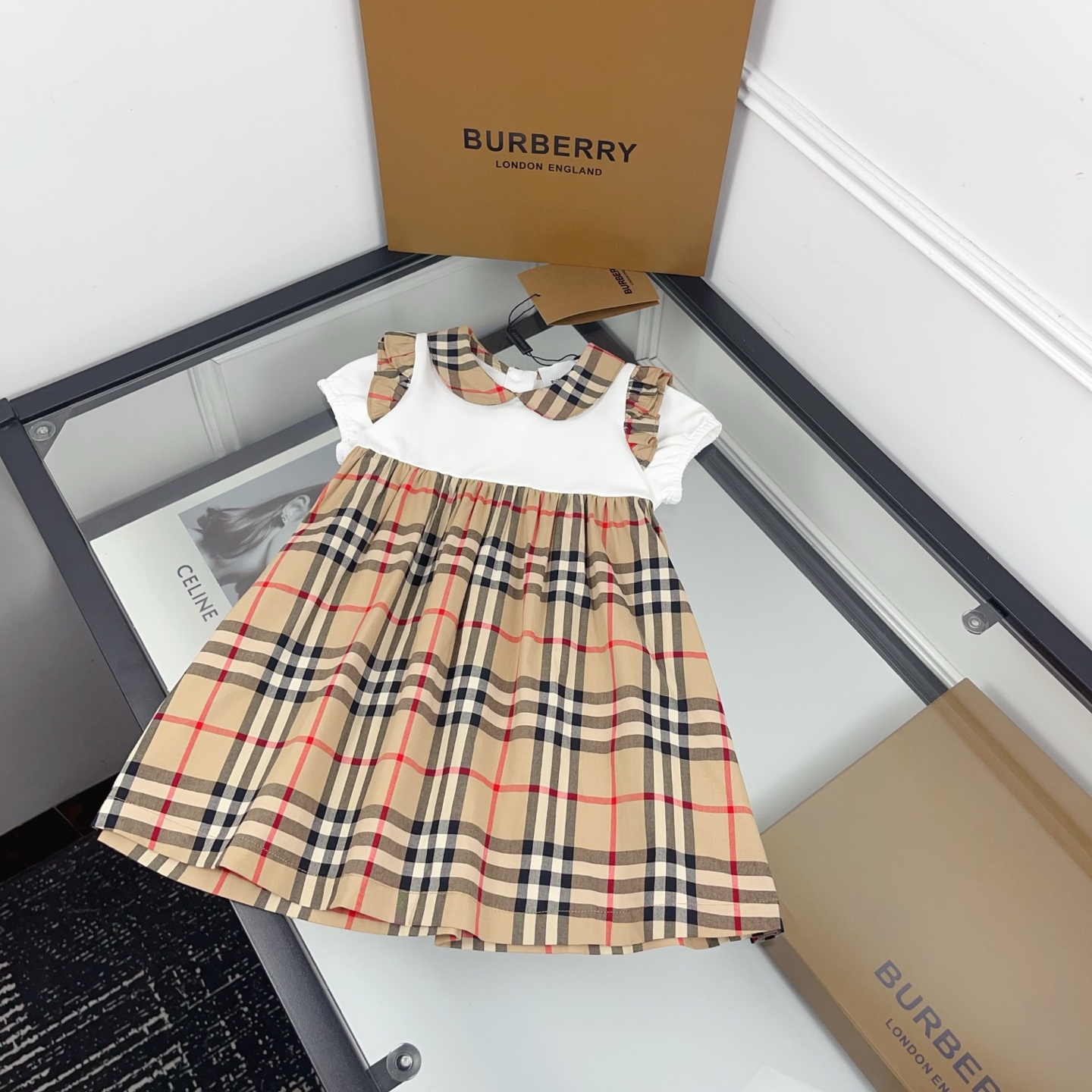 Burberry Baby Girls Two Tone Vintage Check Peter Pan Collar Flutter Sleeve Cotton Princess Dress Kids British Party Sundress Sizes 90-130