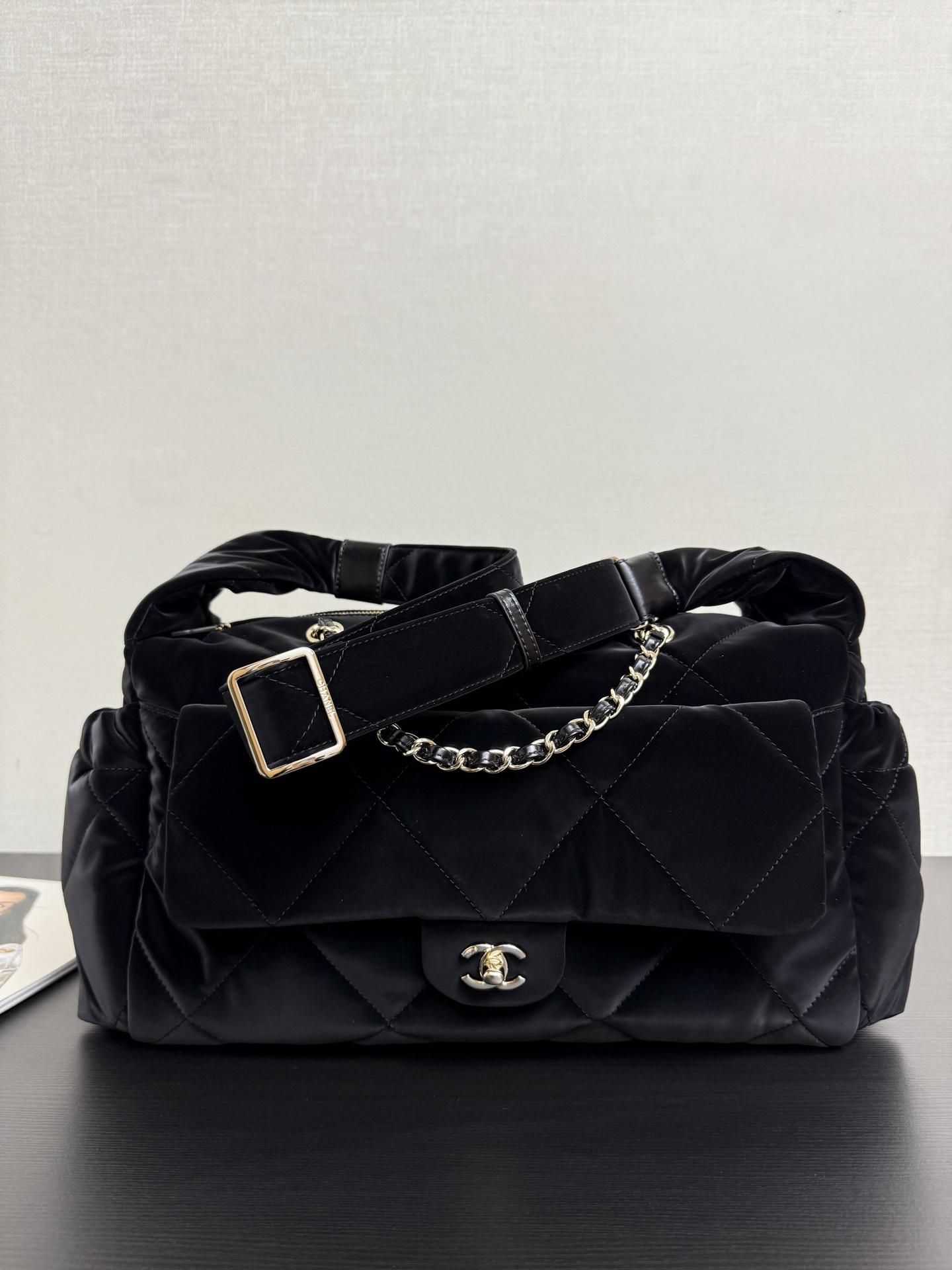 [TOP] CHANEL Bowling Bag Velvet-effect Nylon 24x44x18cm - Black & GHW - 711 Luxury