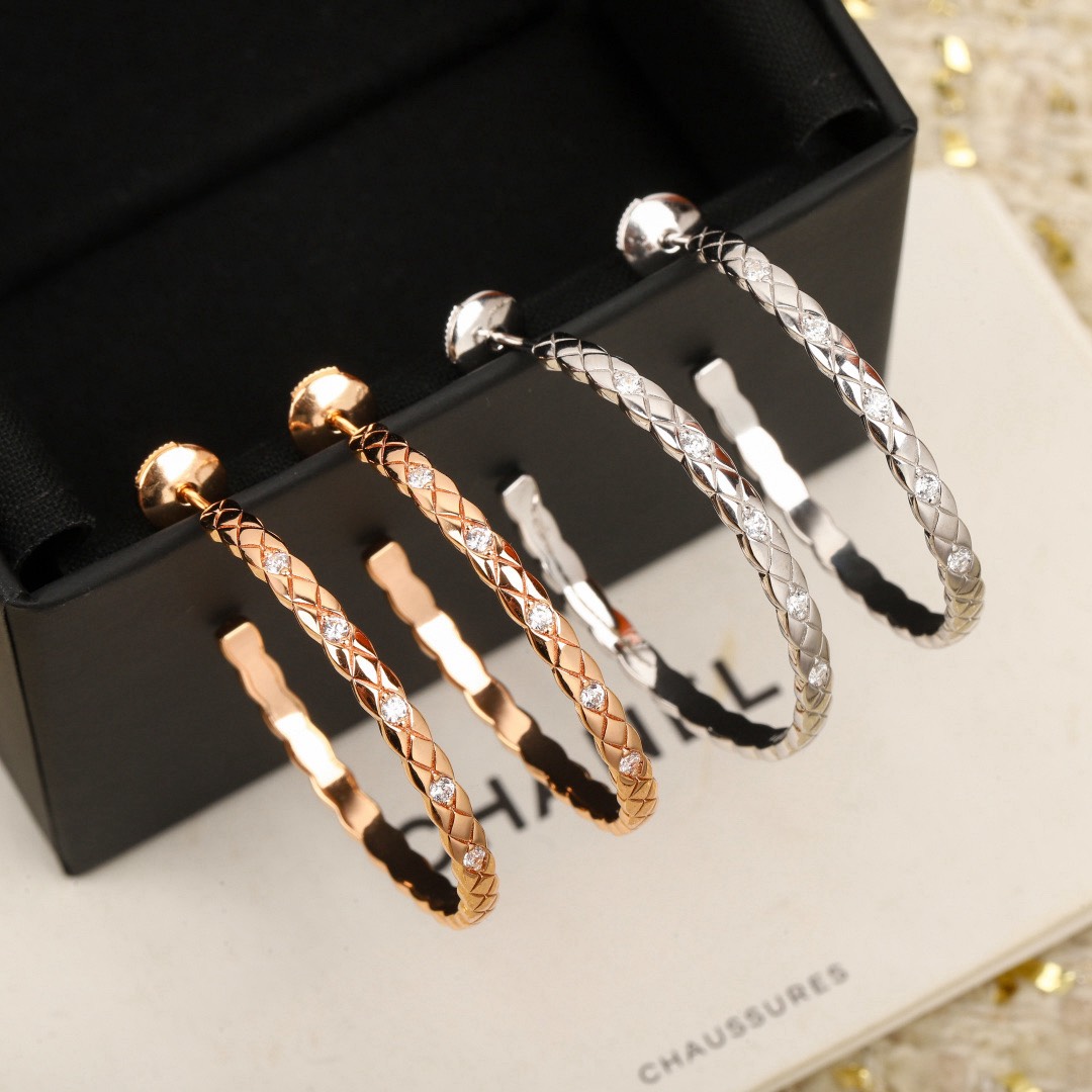 [TOP] CHANEL Earrings - 2 Color