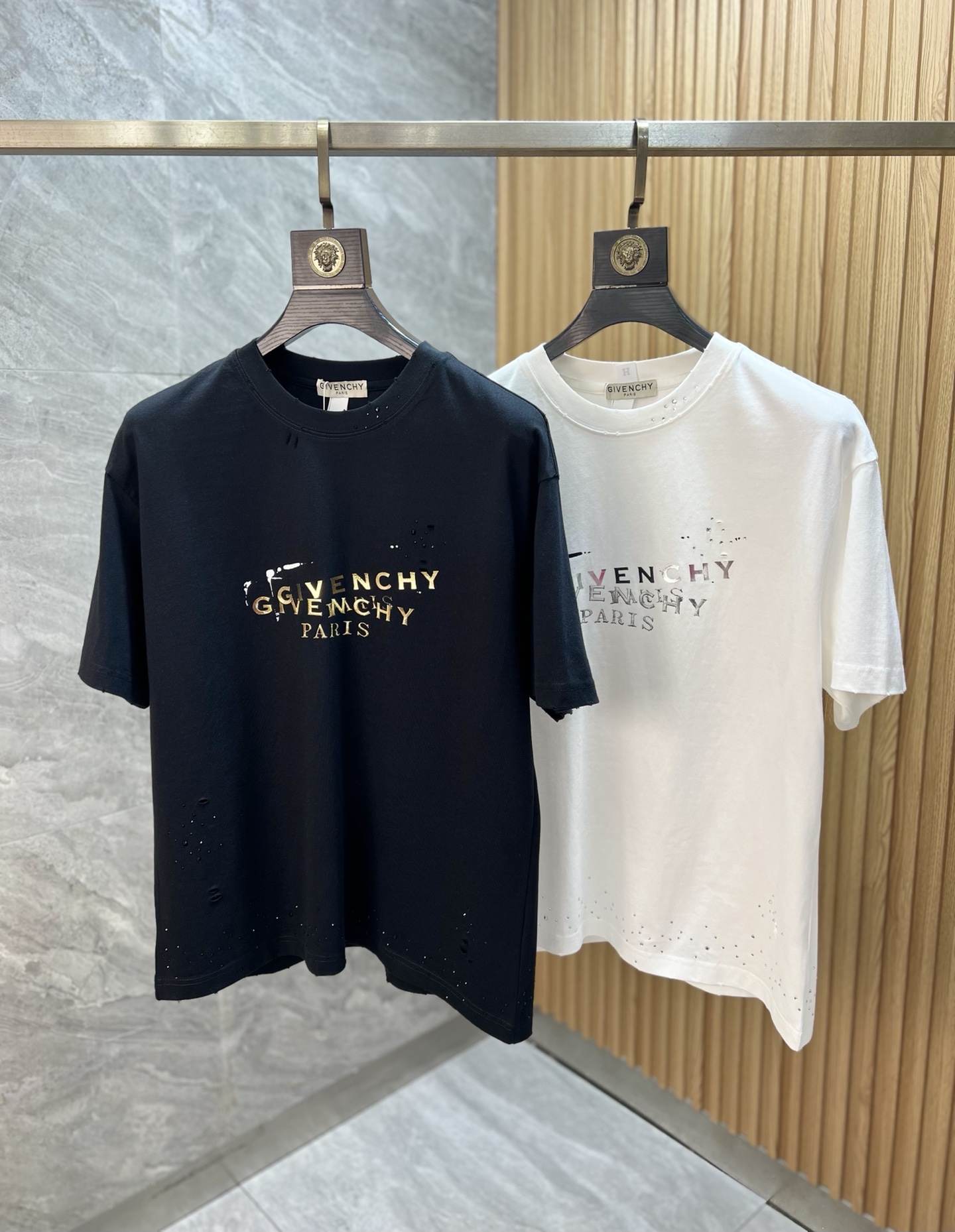 [TOP] Givenchy Men's T-shirt - 2 Color