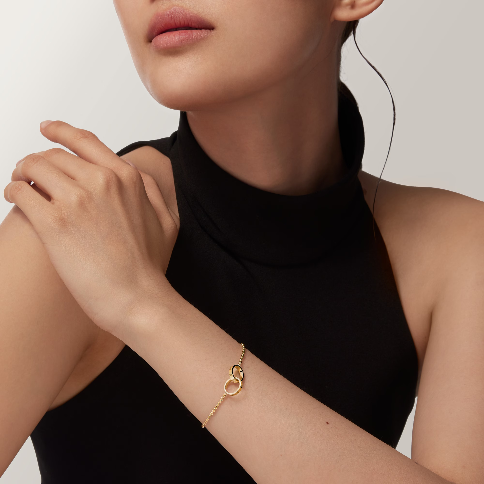 Carty Love Luna Loop Bracelet, Yellow Gold, Chain