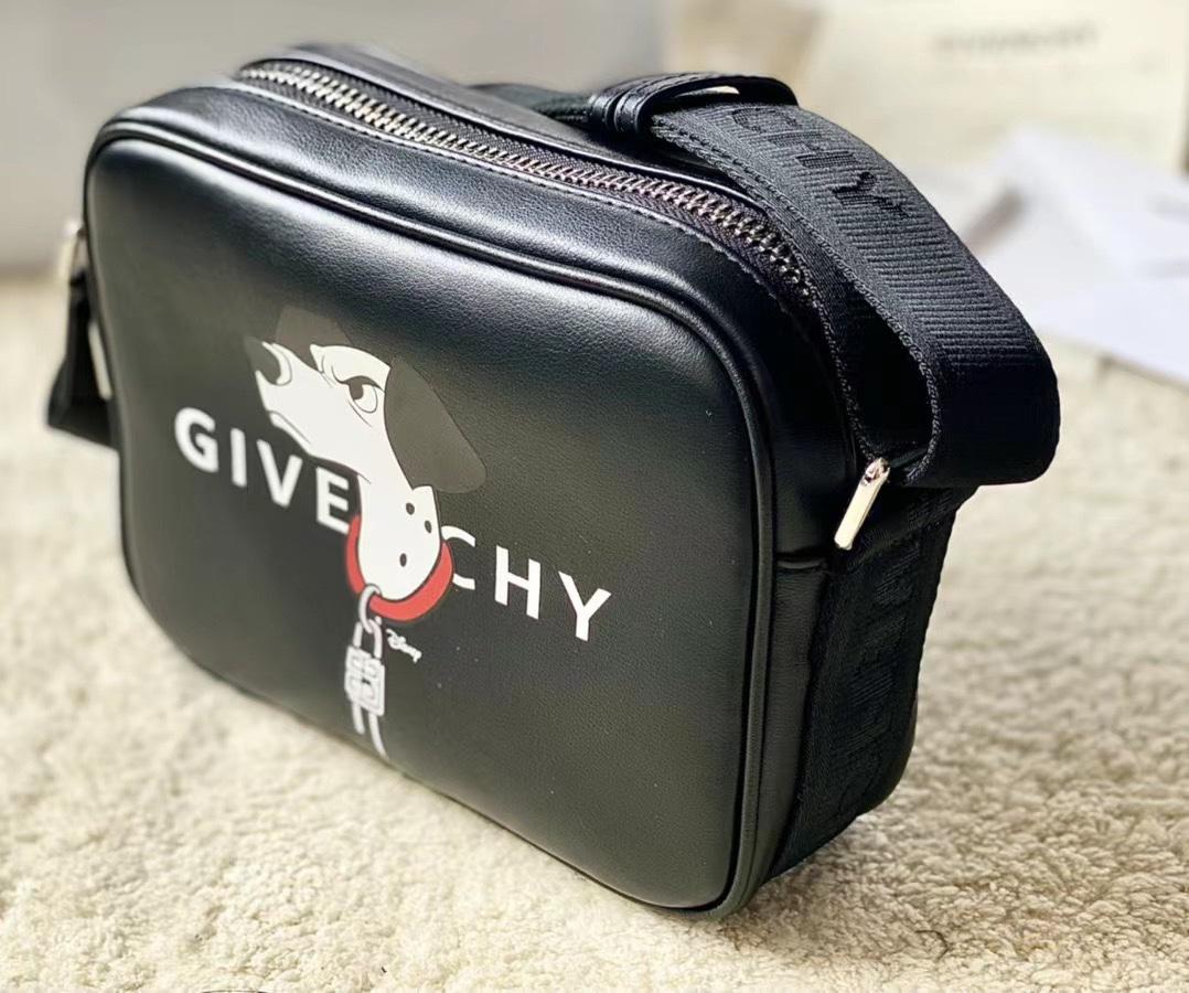[TOP] GIVENCHY Crossbody Bag 16x11x8cm - Black