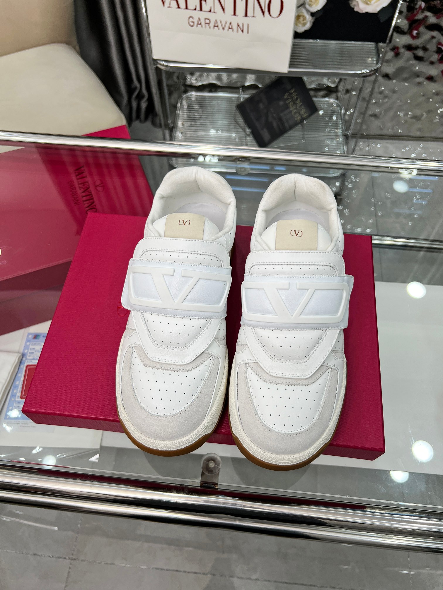 [TOP] VALENTINO Casual Shoes - White - 711 Luxury