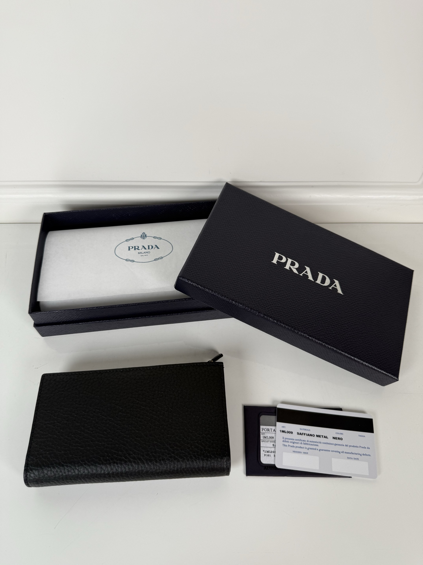 [TOP] PRADA Wallet 16cm*9.5cm - Black - 711 Luxury