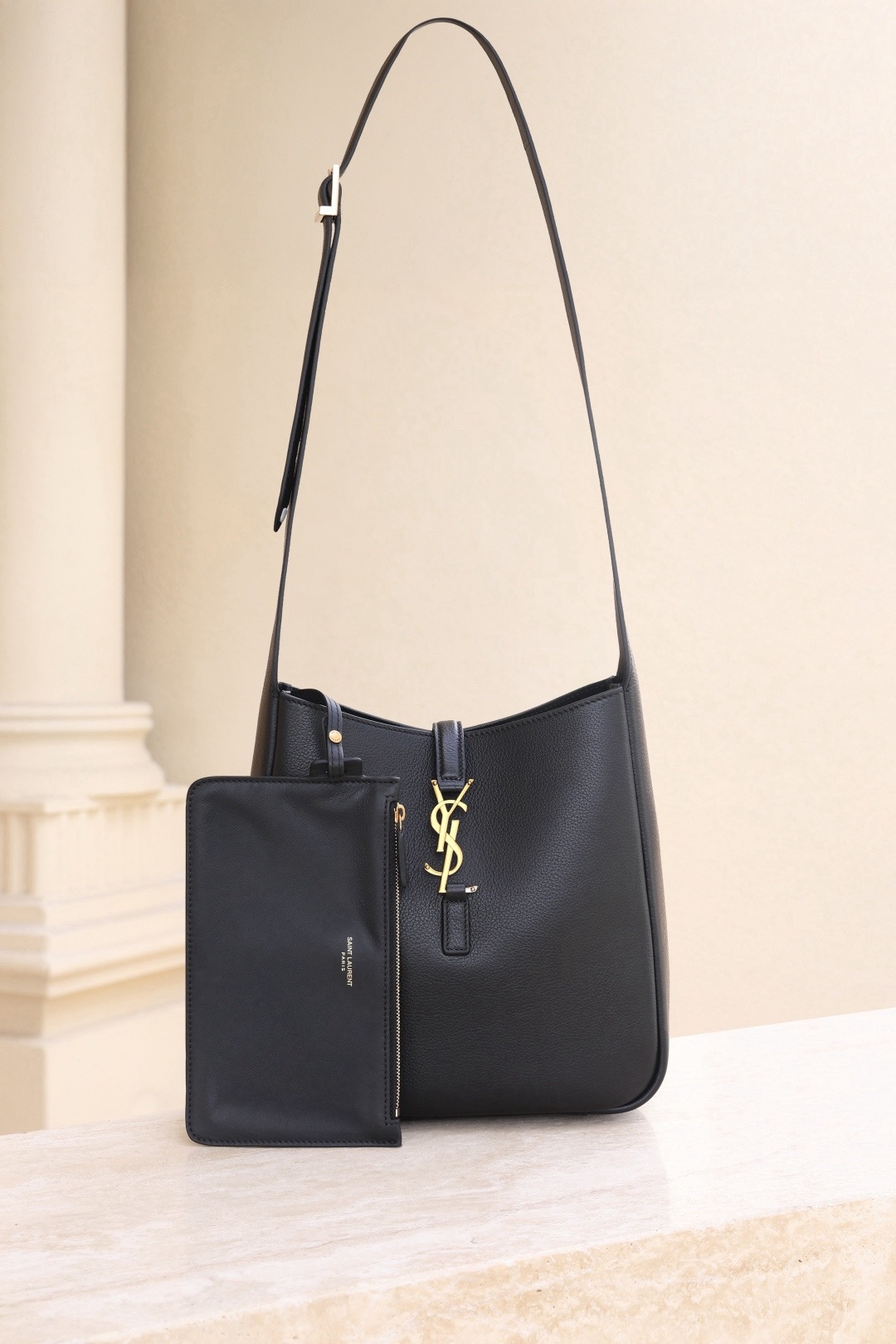 [TOP] Yves Saint Laurent YSL Le 5A7 Hobo Bag Cowhide 23×22×(5-8)cm - Black - 711 Luxury