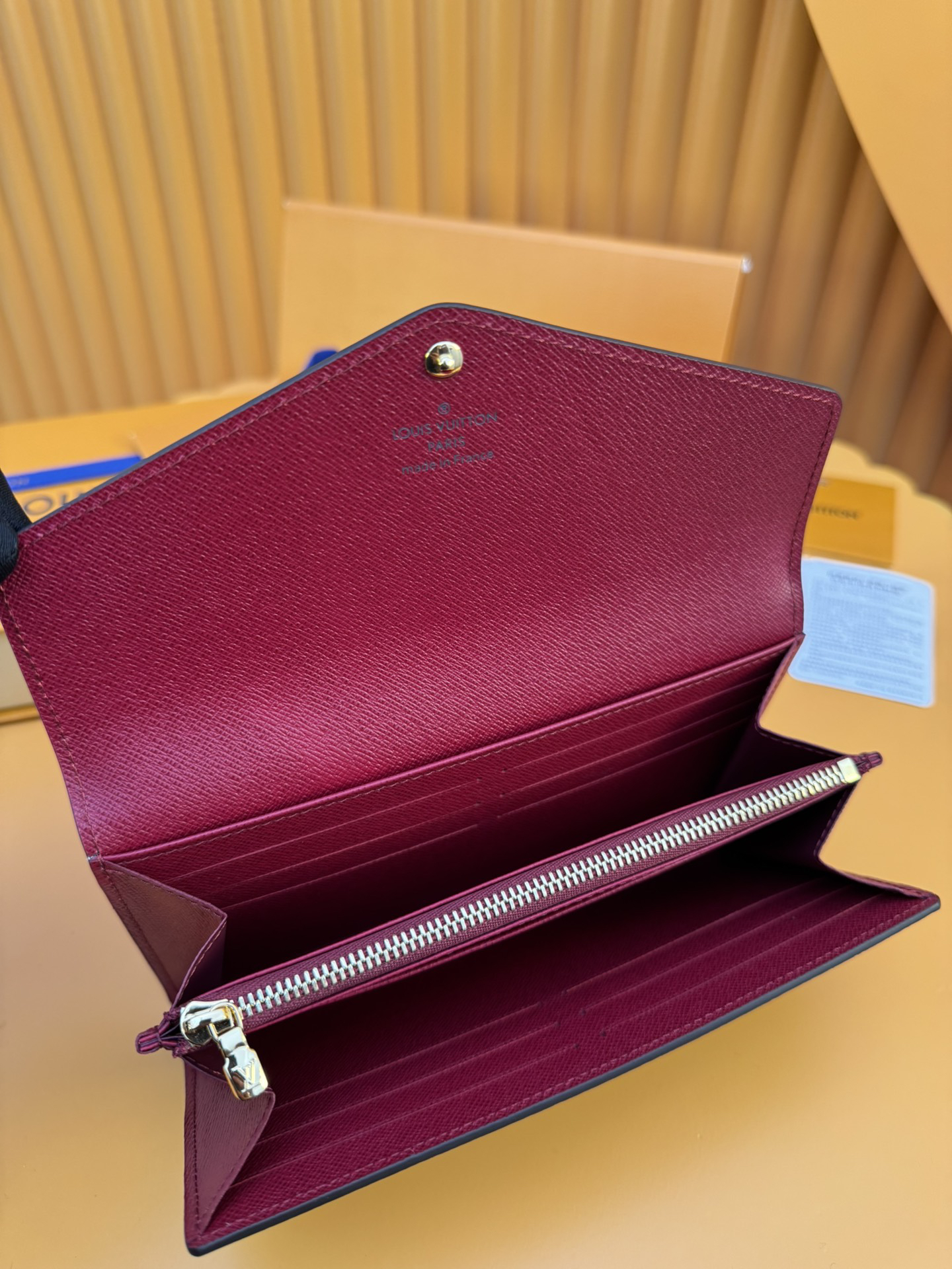 [TOP] Louis Vuitton LV Sarah Wallet Monogram 19.0x10.5x2.5cm - Brown - 711 Luxury