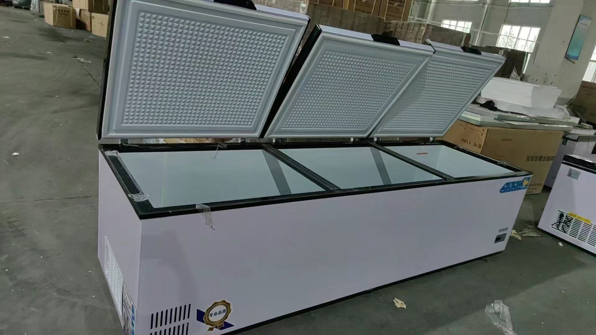 1188L 2.6m freezer--2.1CBM