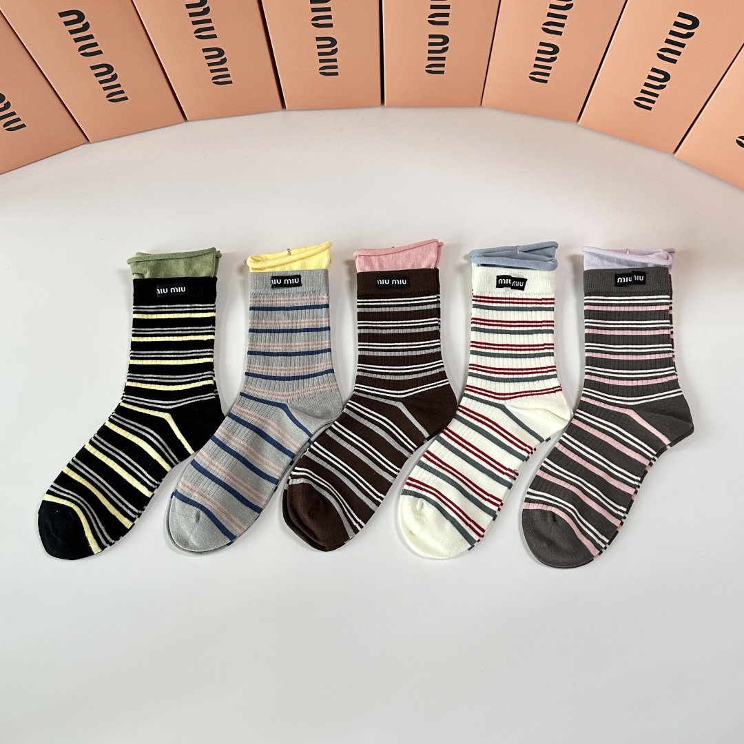 [TOP] Miu Miu Socks - 5 Pieces as a Set - 711 Luxury