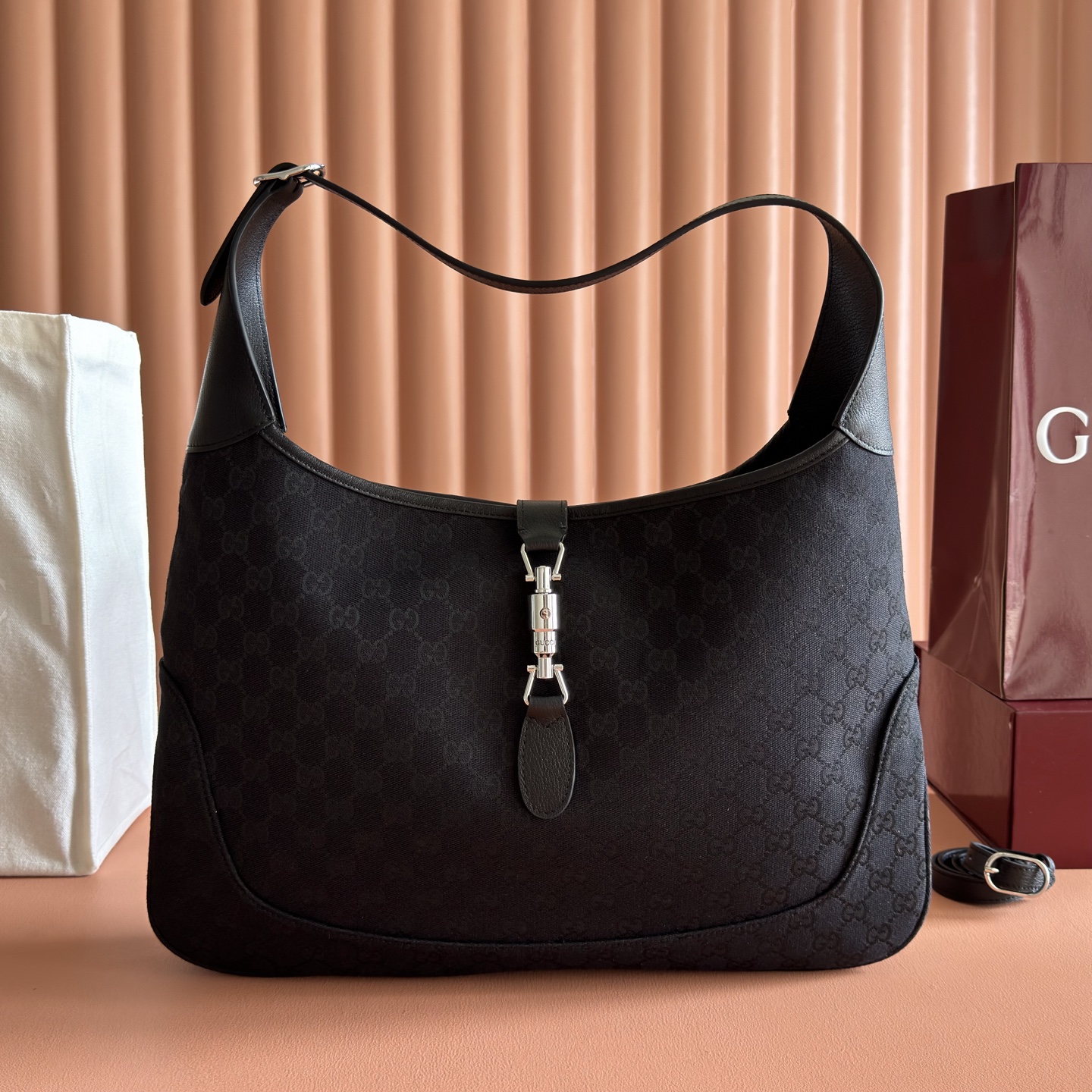 [TOP] GUCCI The Jackie 1961 Bag 40 x 29 x 5 cm - Black - 711 Luxury