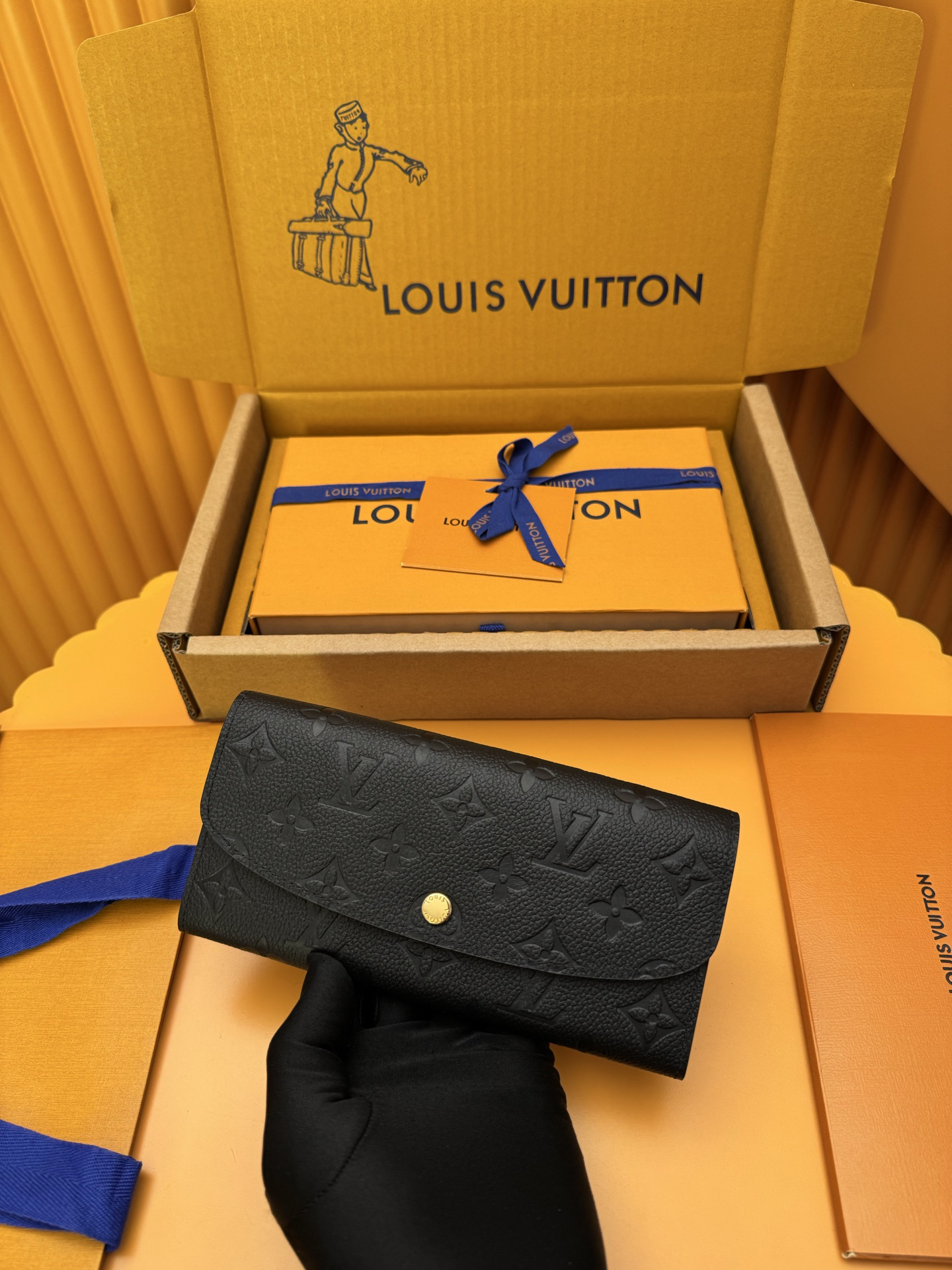 [TOP] Louis Vuitton LV Emilie Wallet 19x10x2cm - Black - 711 Luxury