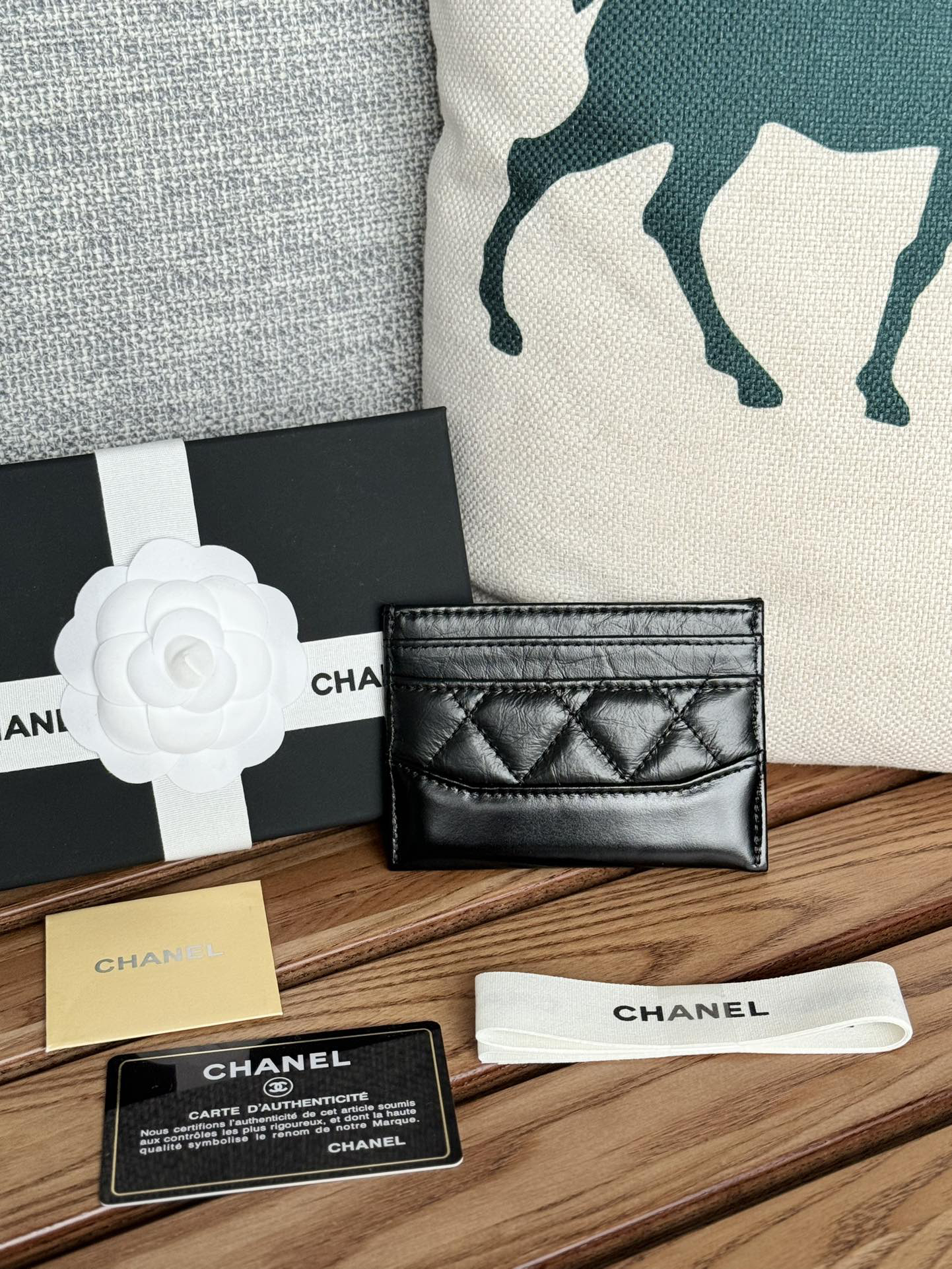 [TOP] CHANEL Card Holder Calfskin 11x7.5x0.5cm - Black - 711 Luxury
